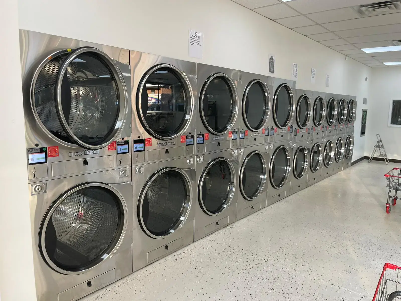 301 Coin Laundry & Car Wash thumbnail 1