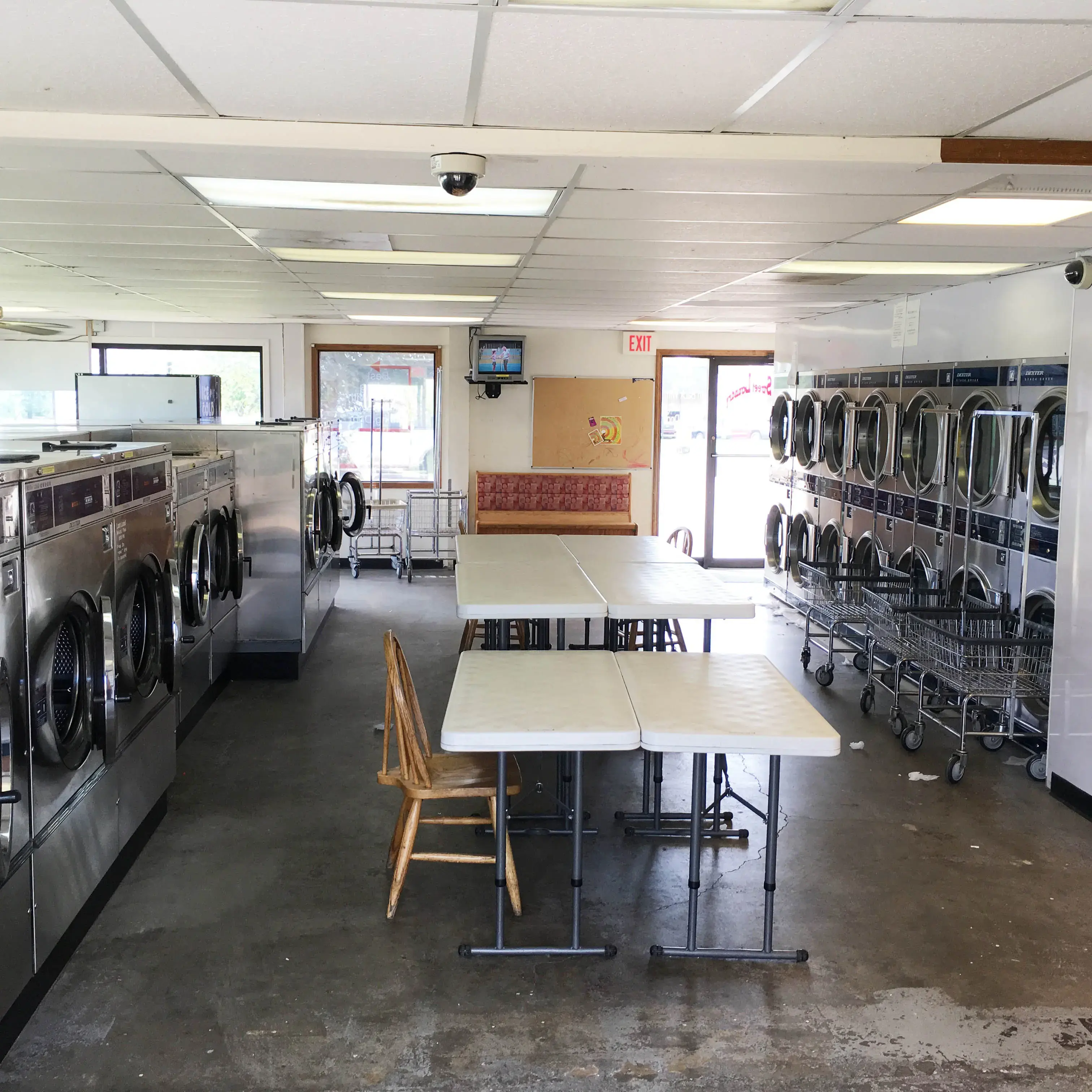 31st St Laundry - Image 8
