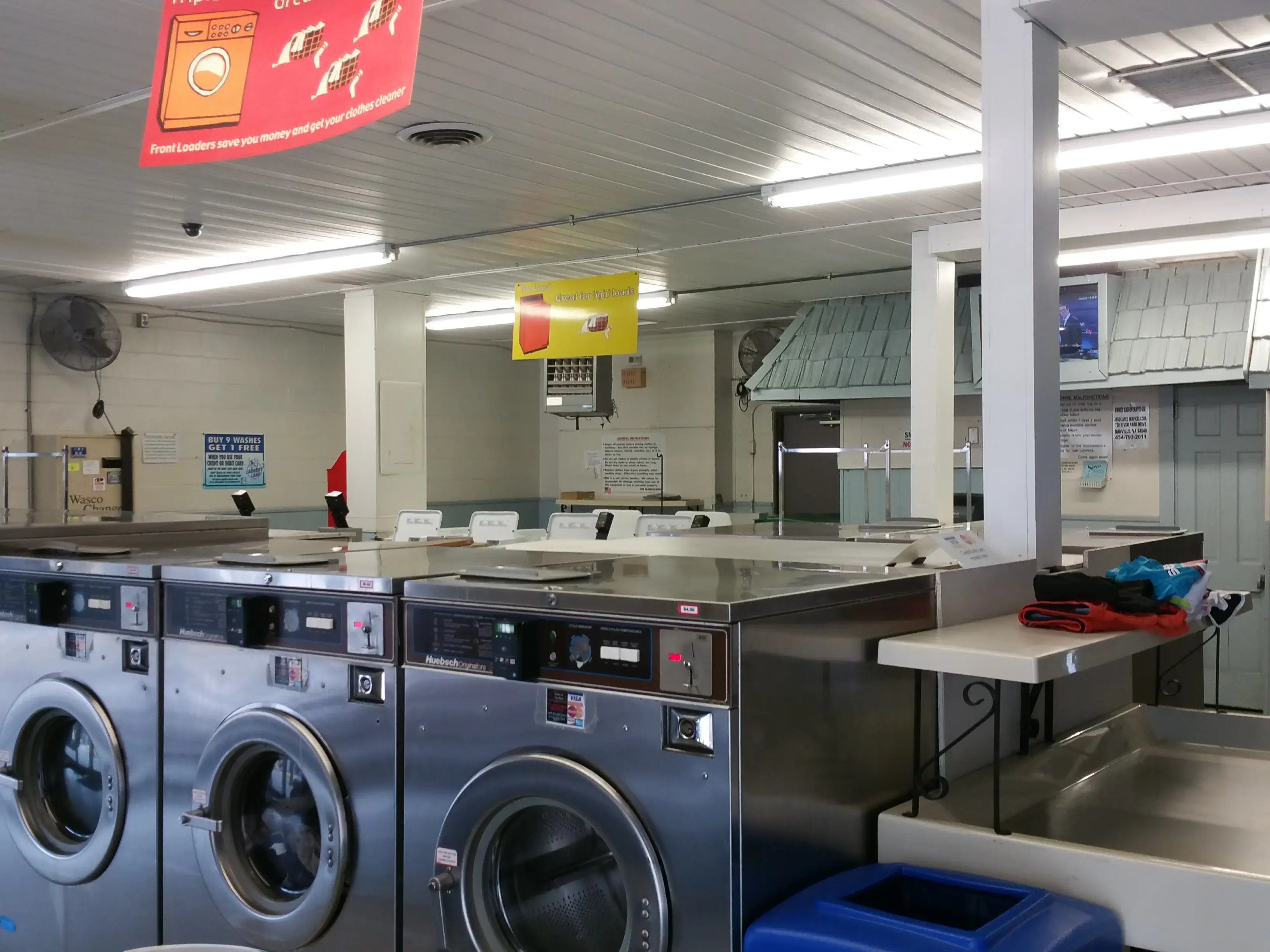 32nd Street Laundry Land Laundromat thumbnail 17