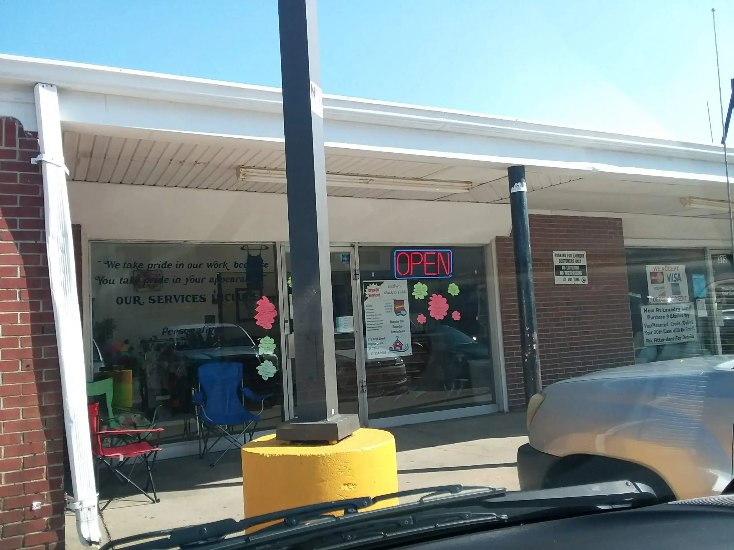 32nd Street Laundry Land Laundromat thumbnail 16