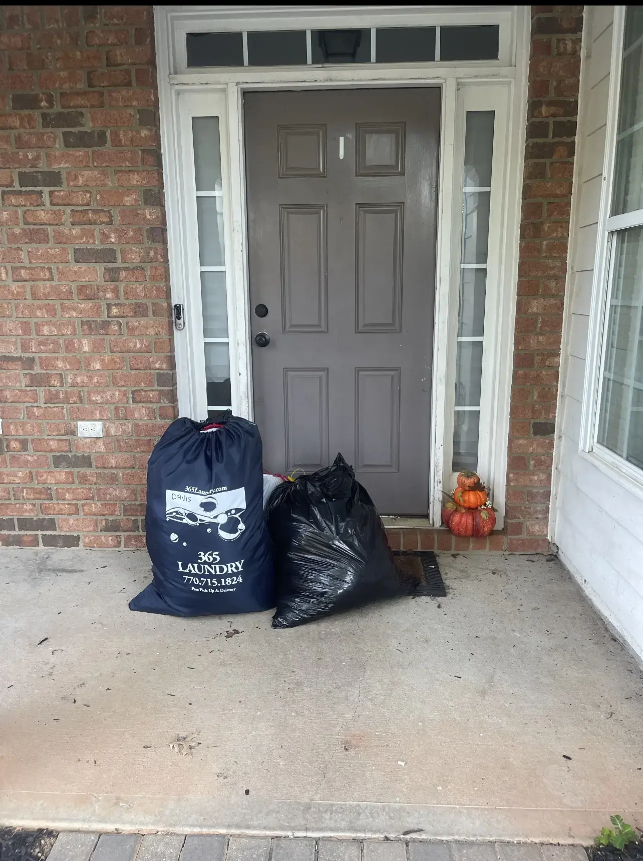 365 Laundry - Image 2