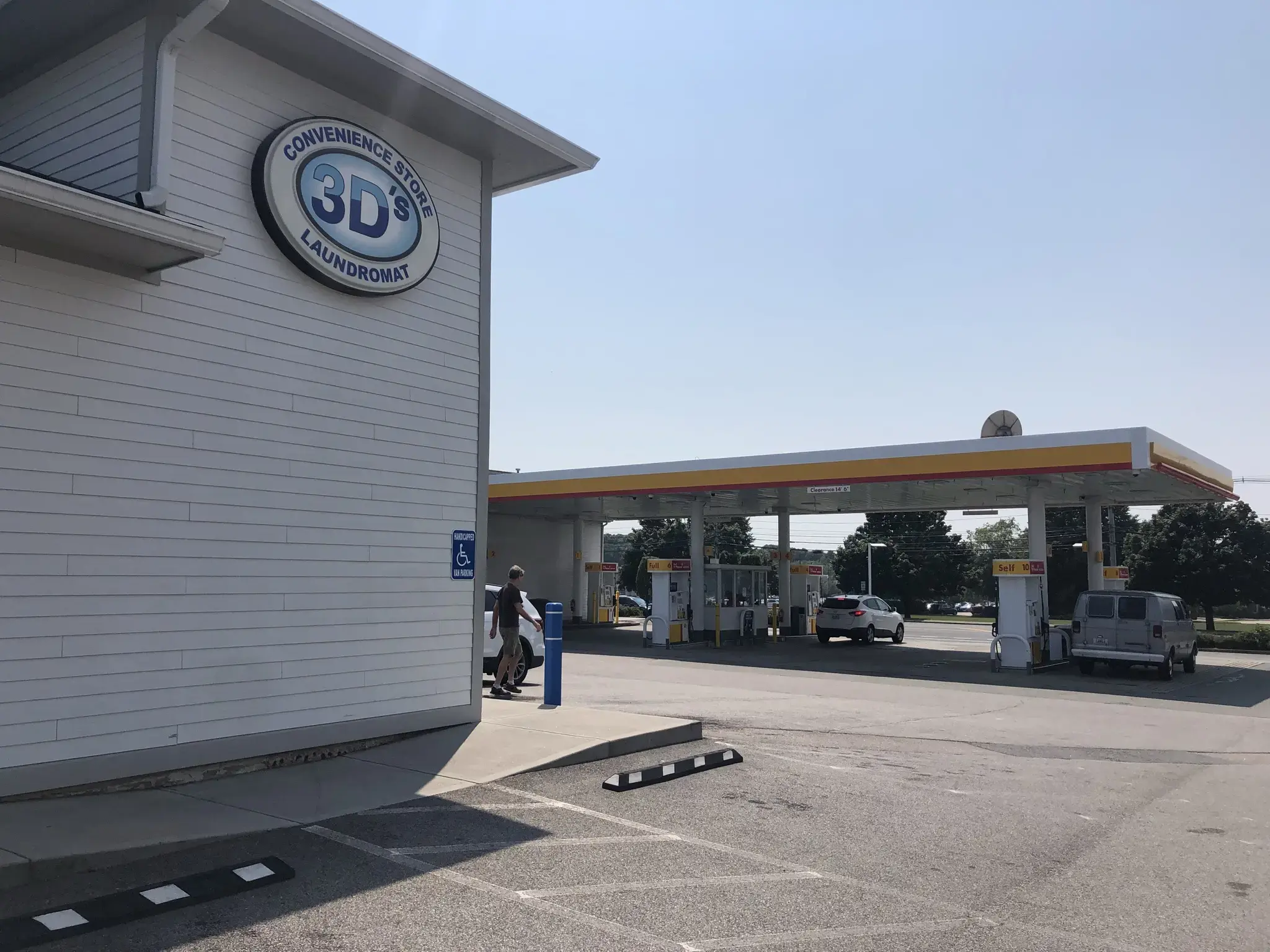 3D's Laundromat thumbnail 2
