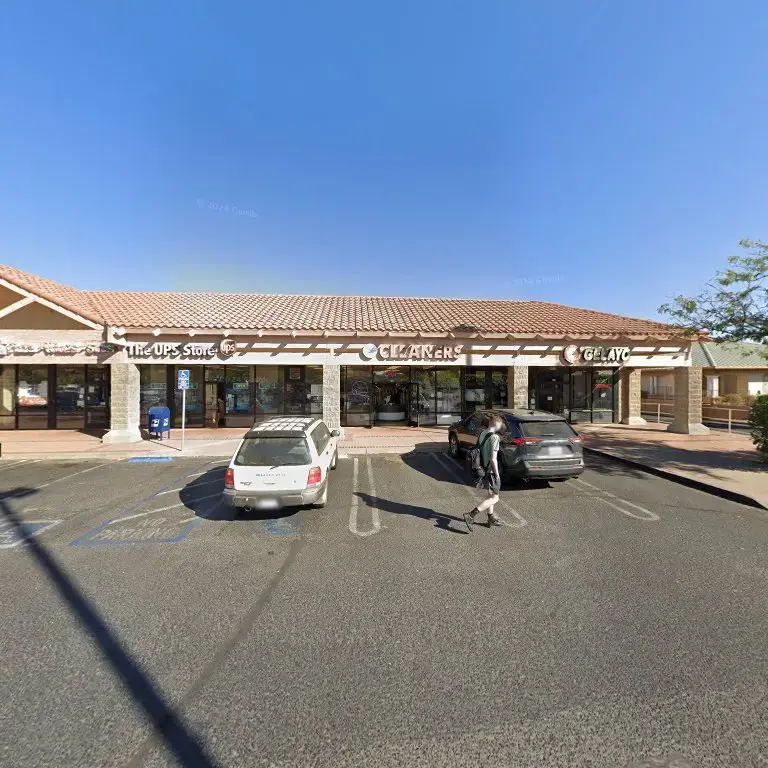 3rd Generation Cleaners & Alterations - Image 9