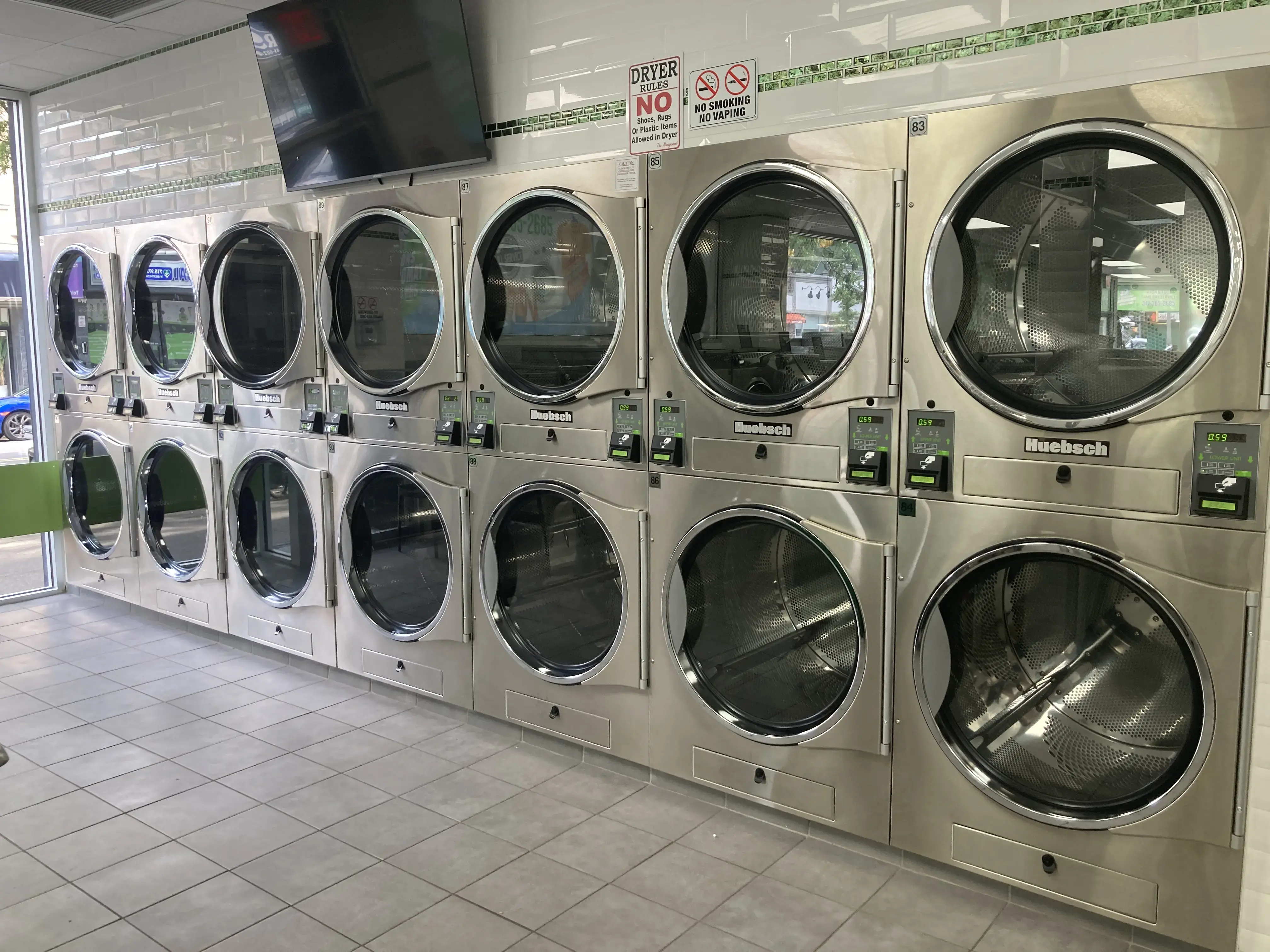 4 Seasons Fresh Laundromat thumbnail 2