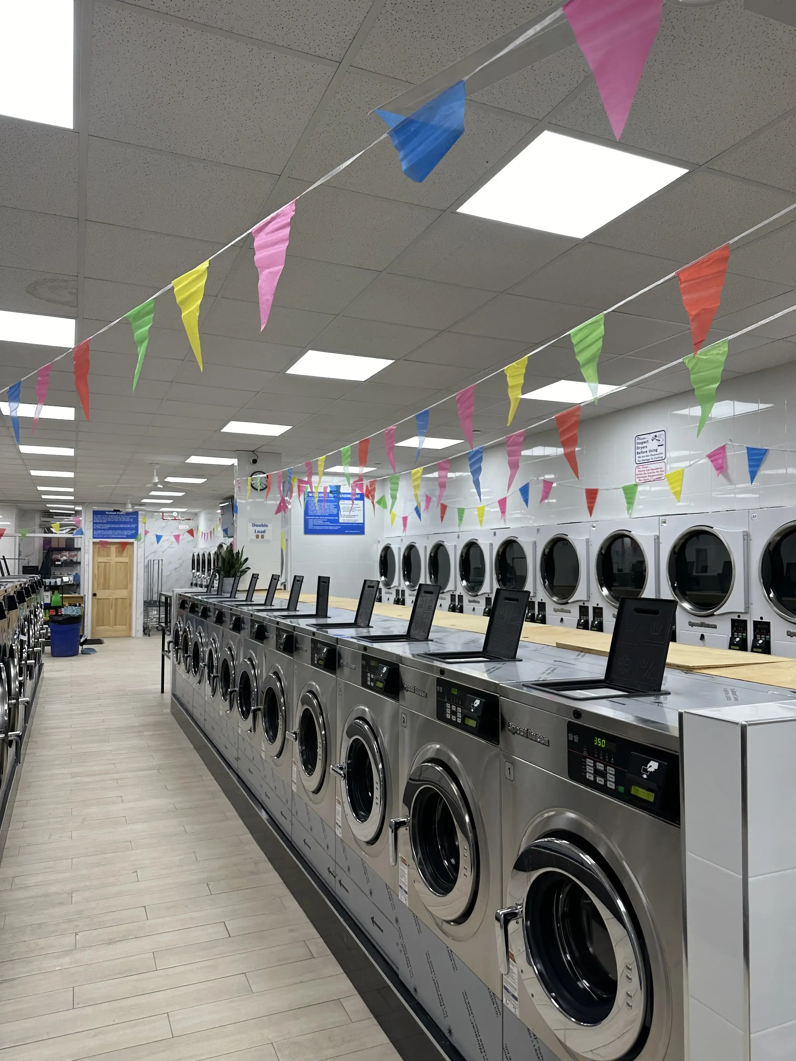 4359 Laundromat - Image 8