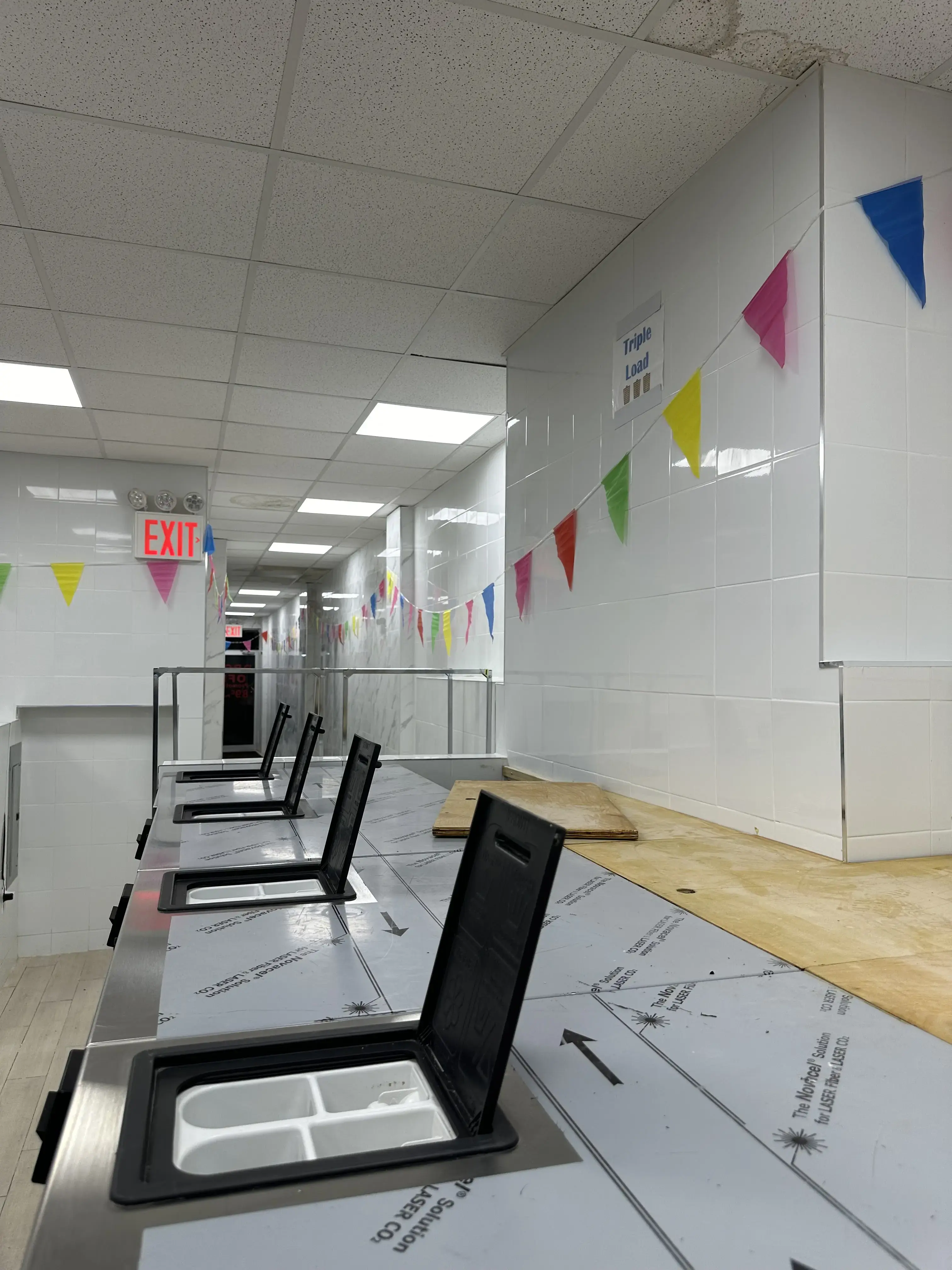 4359 Laundromat - Image 2