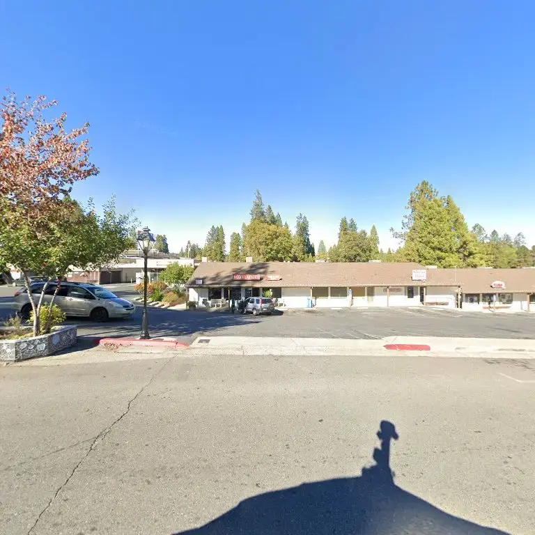 49er Coin Laundry - Image 19