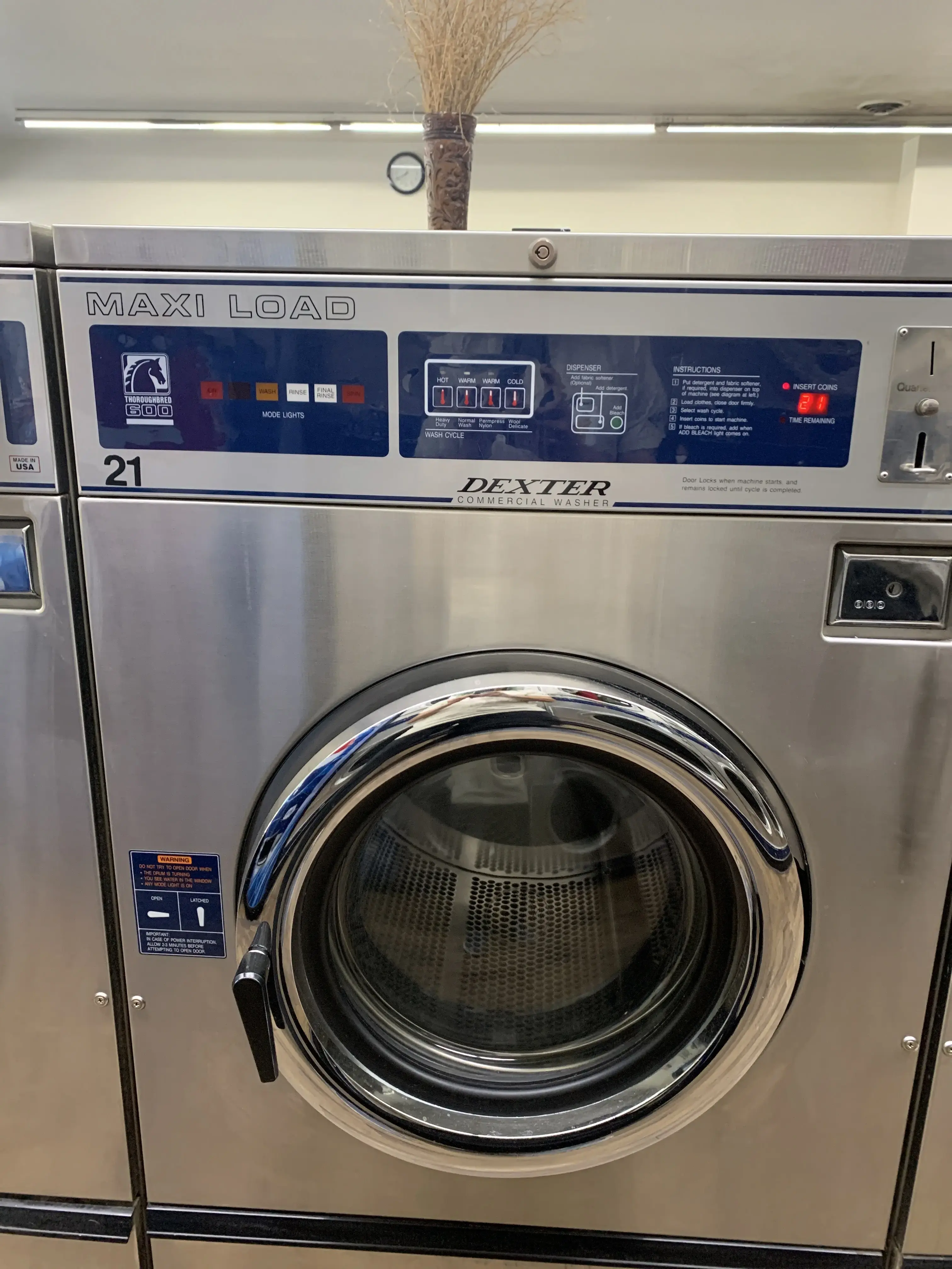 49er Coin Laundry thumbnail 9