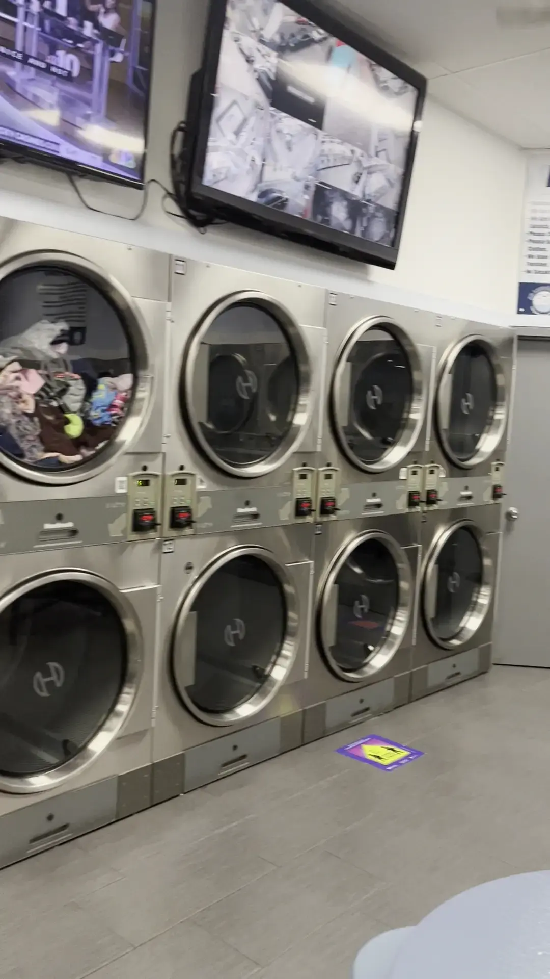 4J Laundromat - Image 2