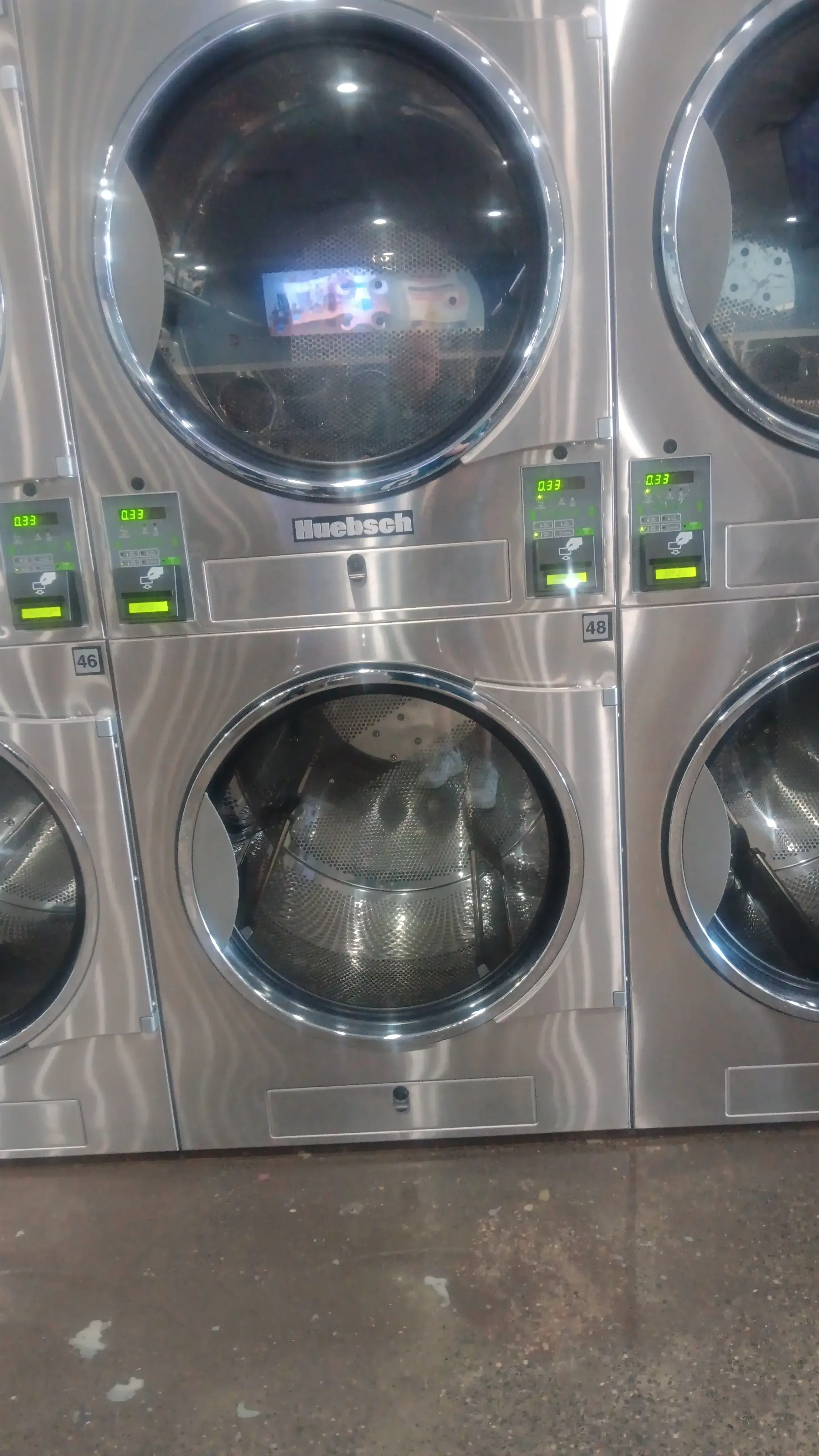 4J Laundromat - Image 6