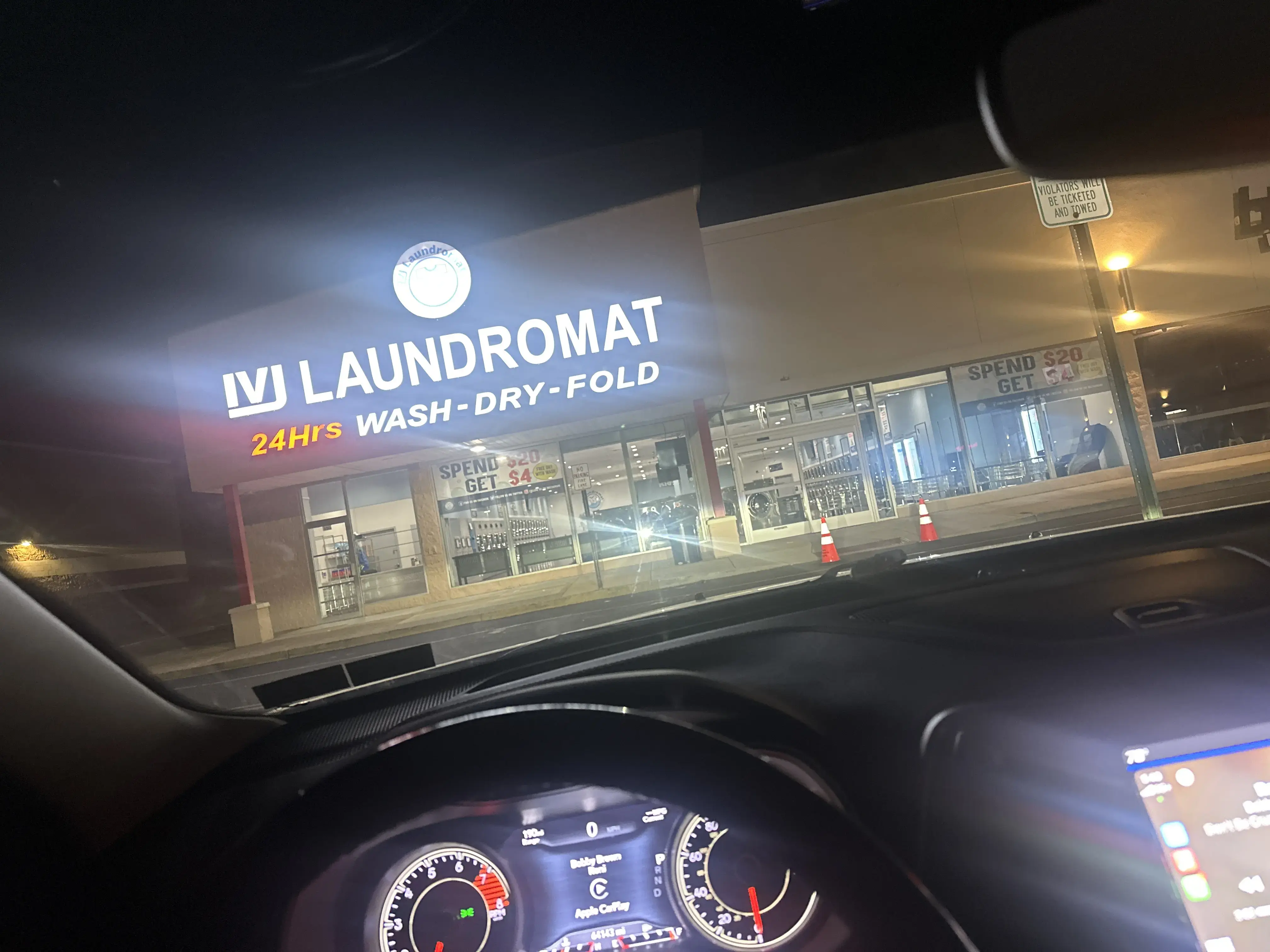 4J Laundromat thumbnail 16