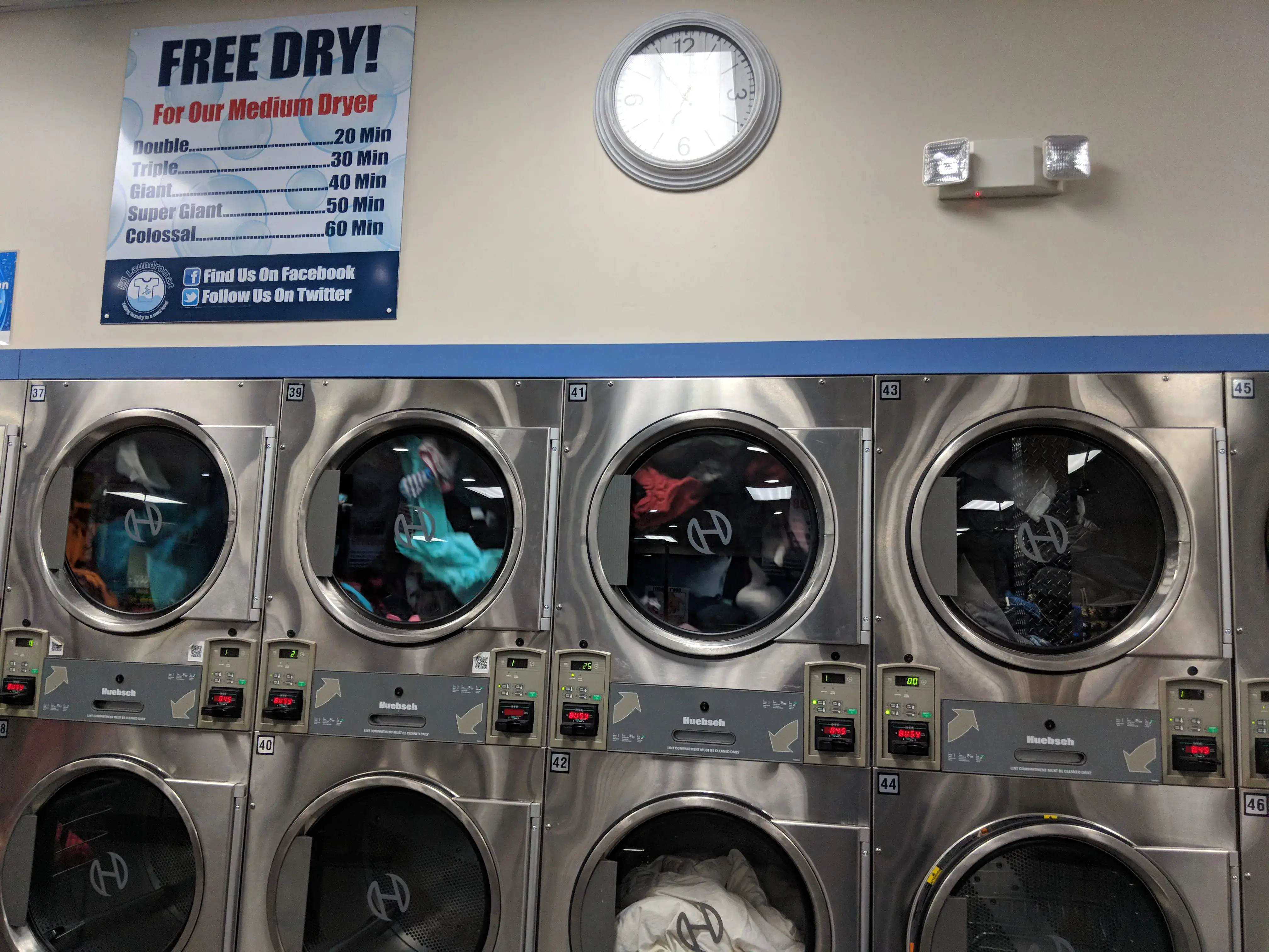 4J Laundromat - Image 12