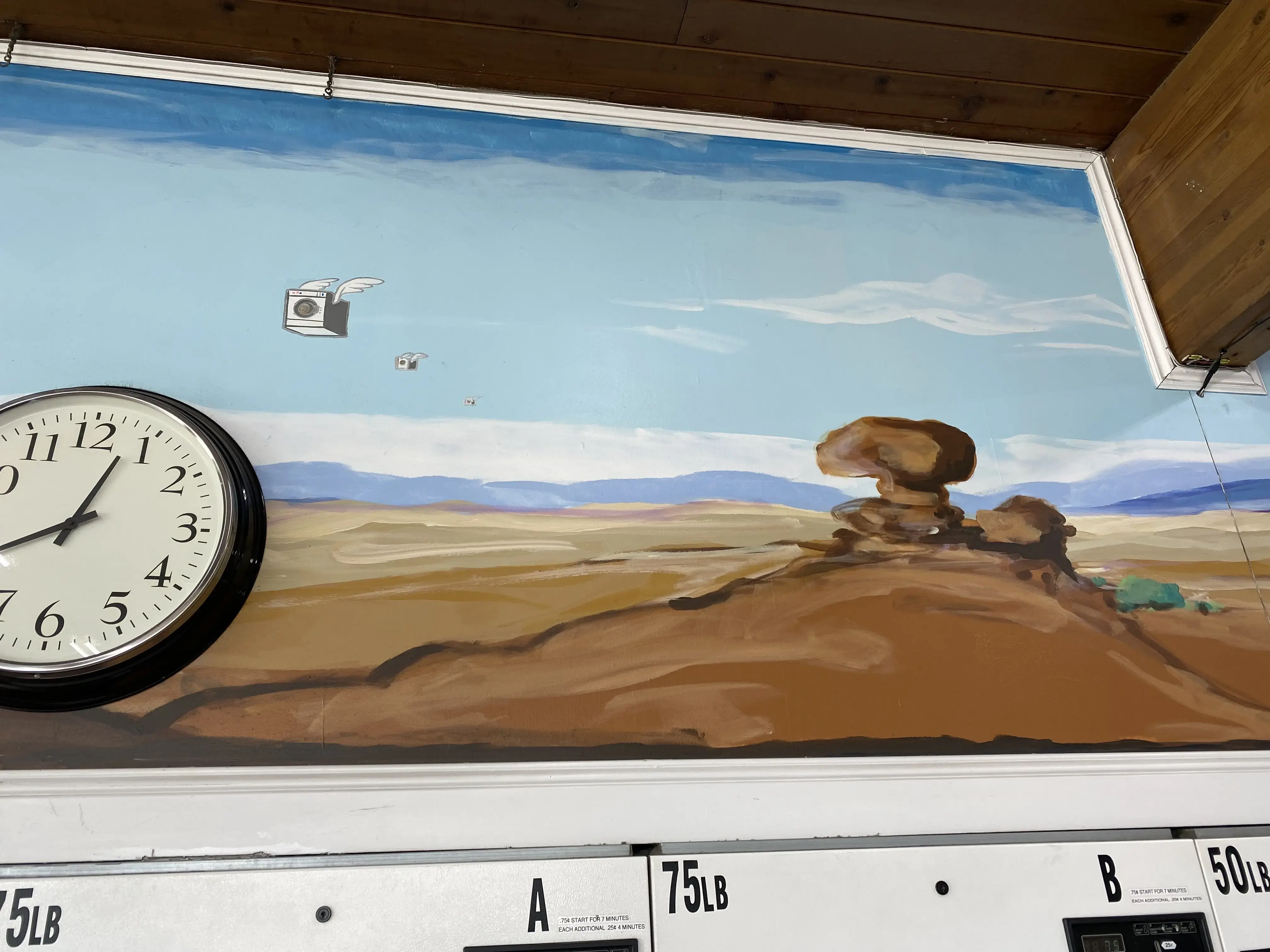 4th Street Laundry thumbnail 9