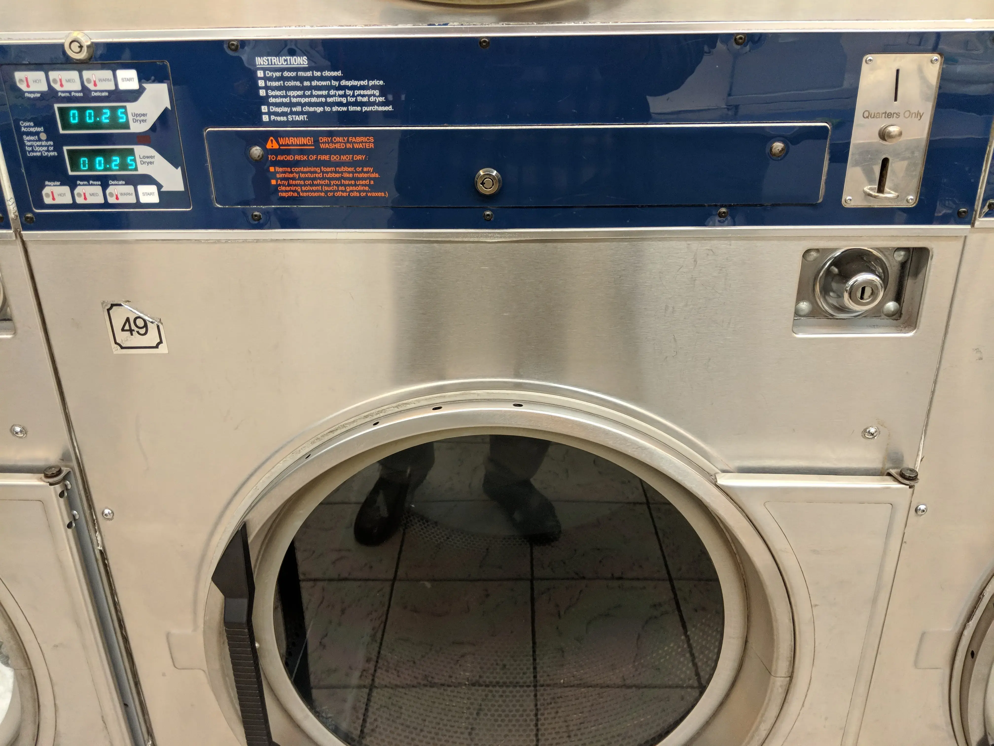 4th & Temple Laundromat thumbnail 9