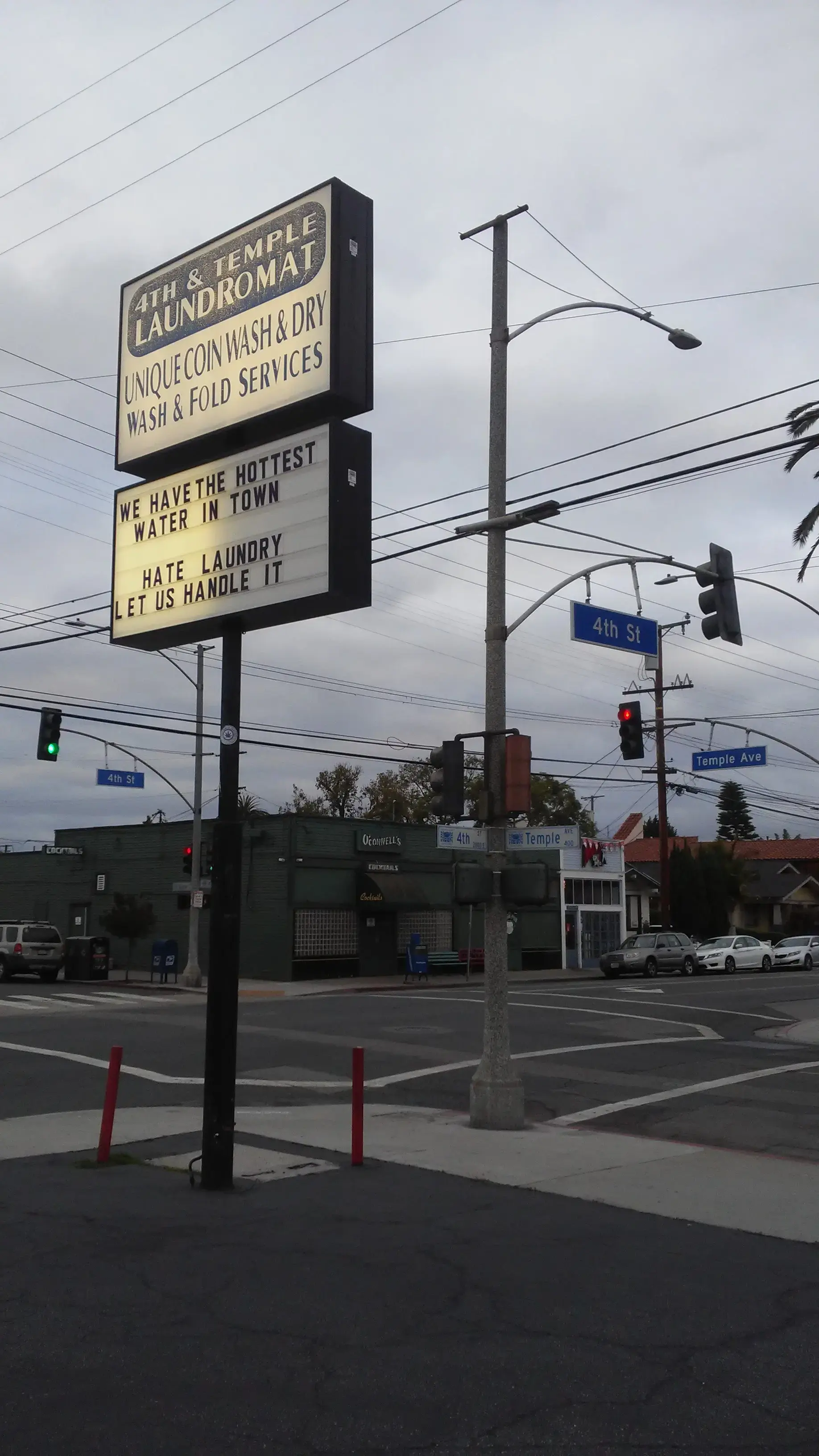 4th & Temple Laundromat - Image 10