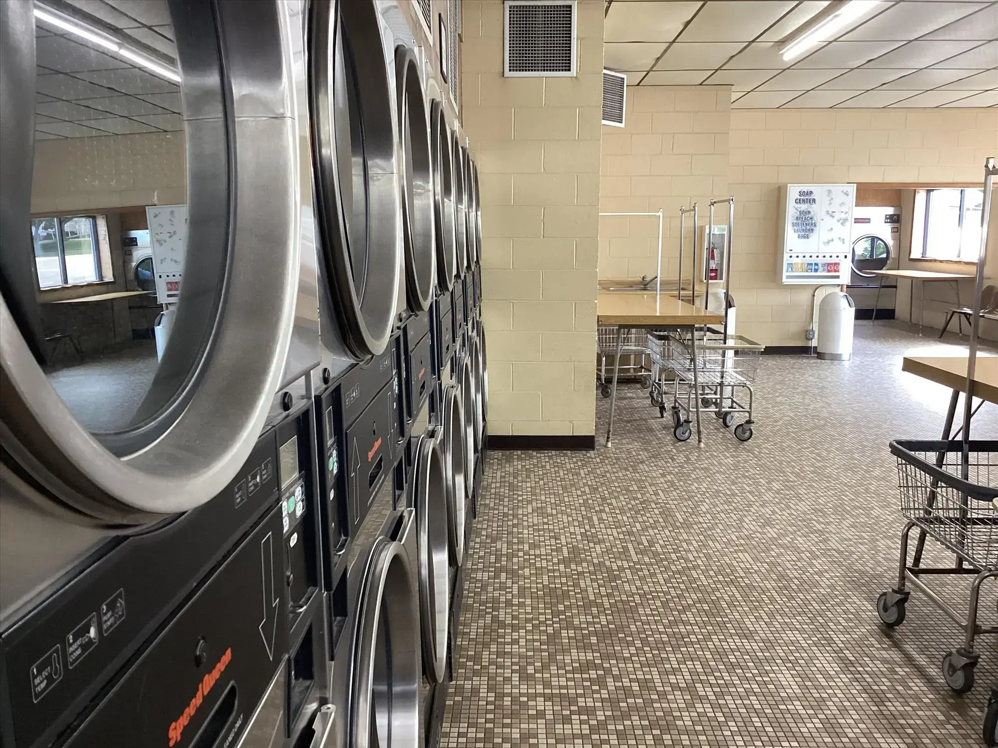 5 Corners Laundry & Dry Cleaning thumbnail 20