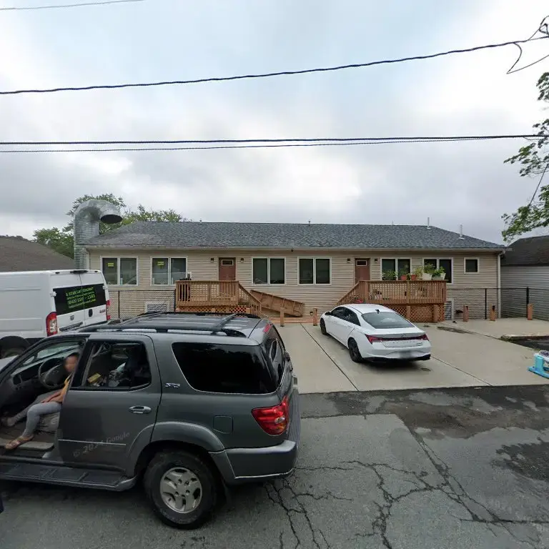 5 Star Laundromat thumbnail 10