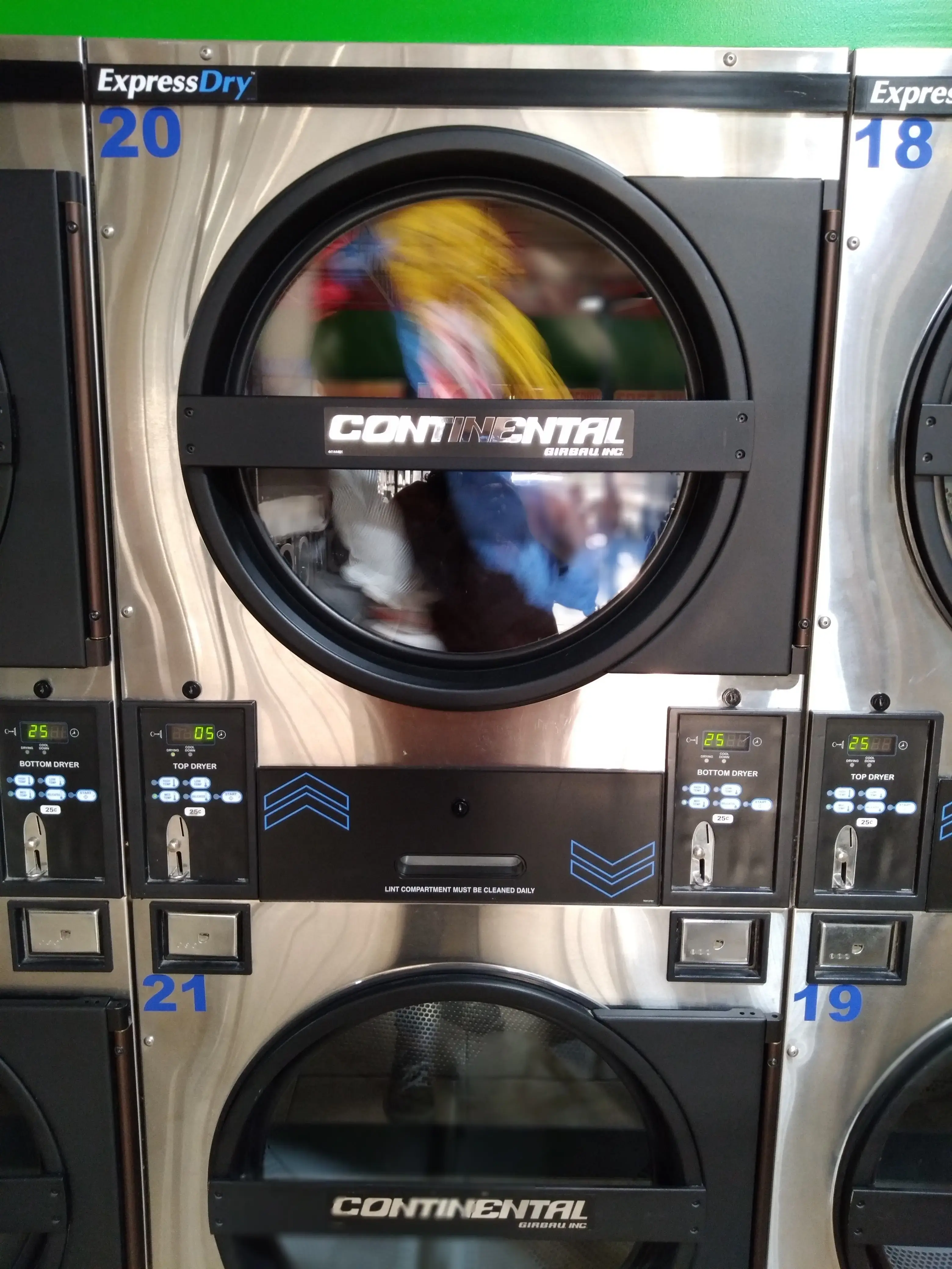 5 Star Washateria - Image 13