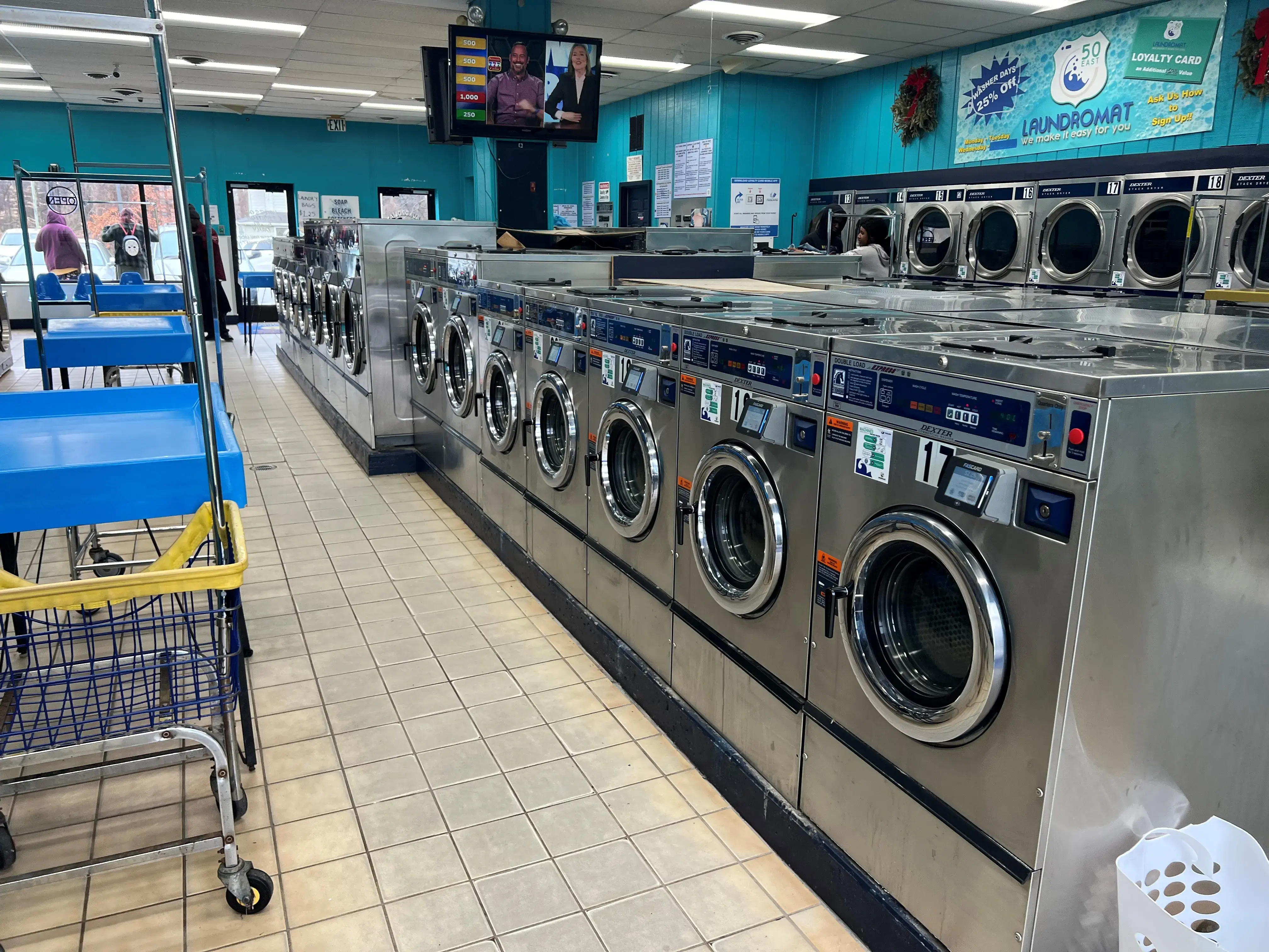 50 East Laundromat - Image 17