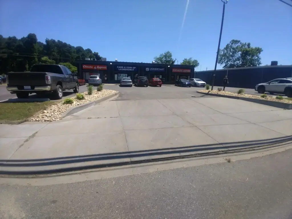 50 East Laundromat thumbnail 7