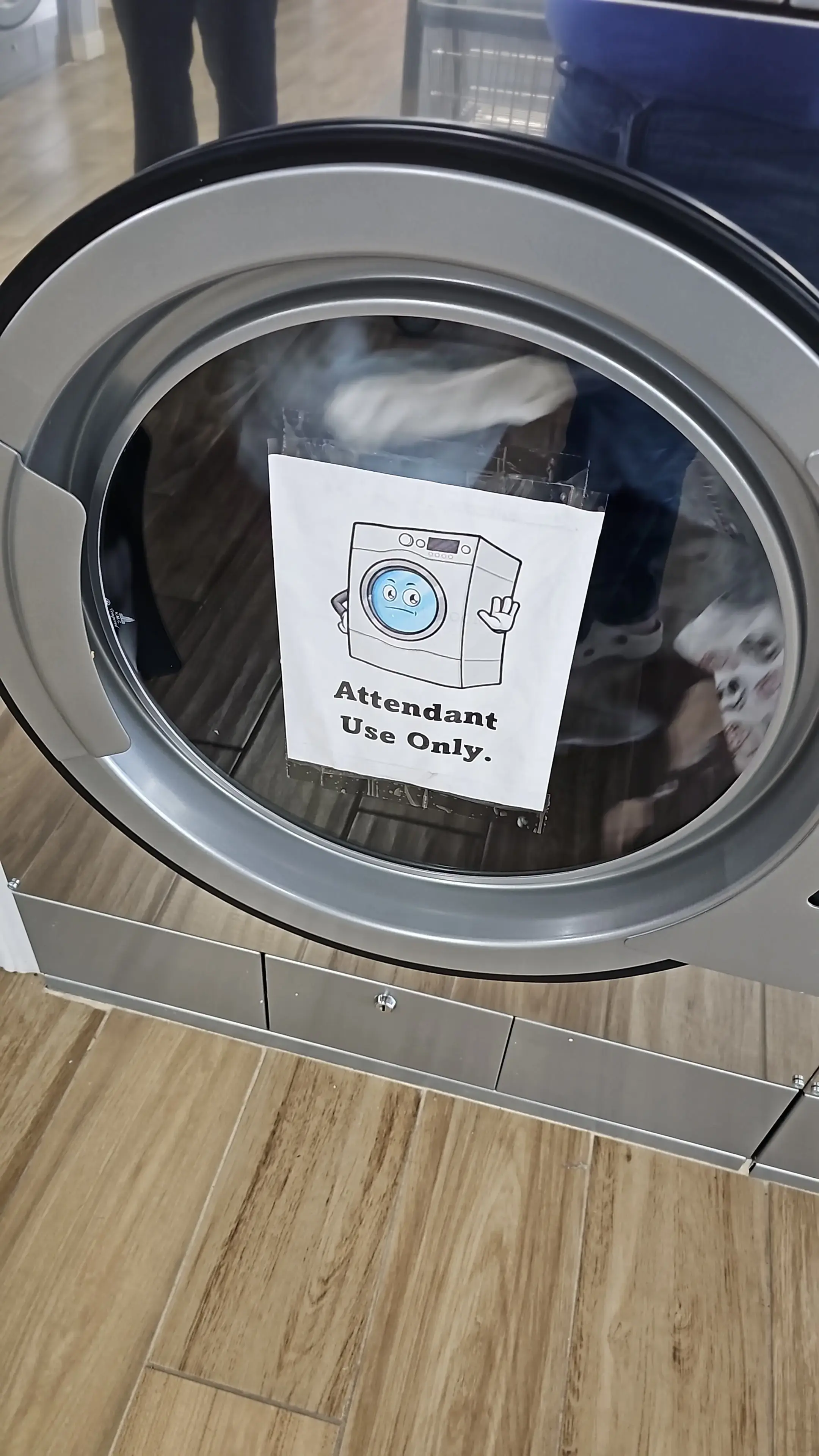 501 Washateria thumbnail 6