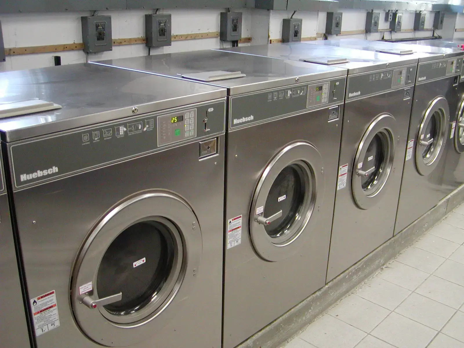 520 Lexington Ave Laundromat thumbnail 2