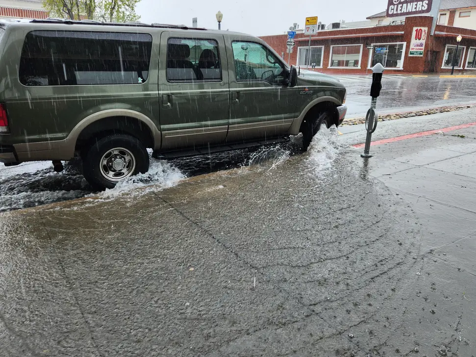 5th Avenue Cleaners thumbnail 5