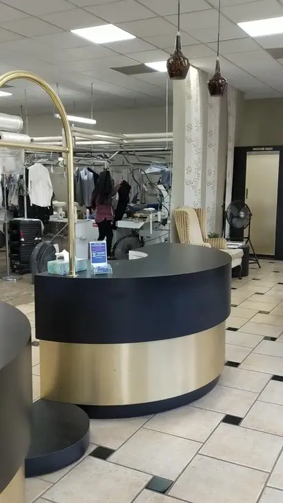 5th Avenue Cleaners - Image 2