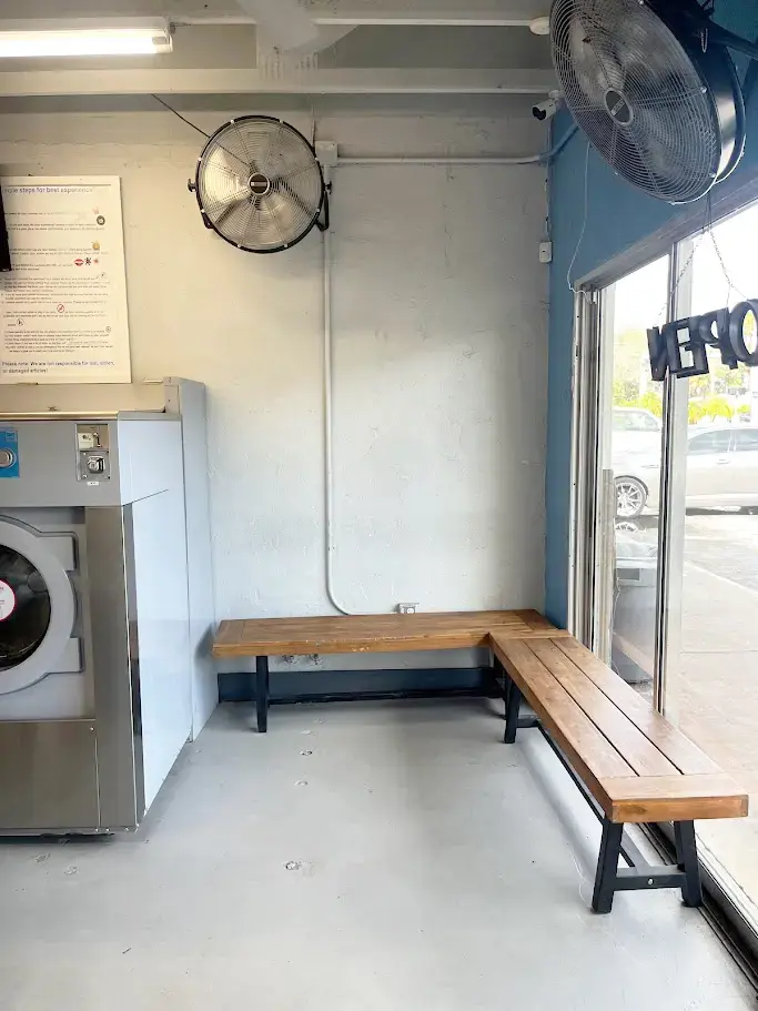 5th Street Laundromat thumbnail 2
