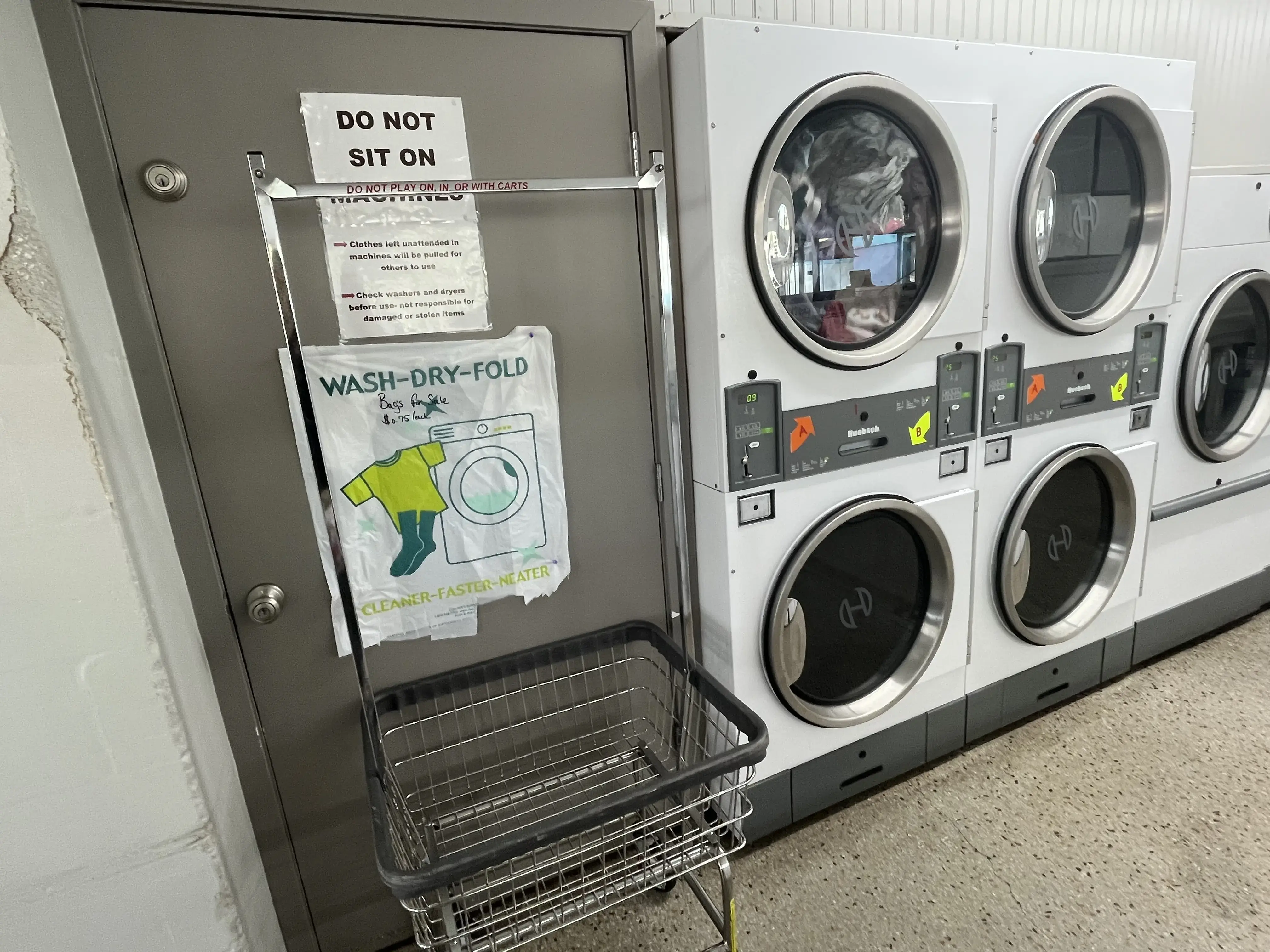 6th Street Coin Laundry thumbnail 13