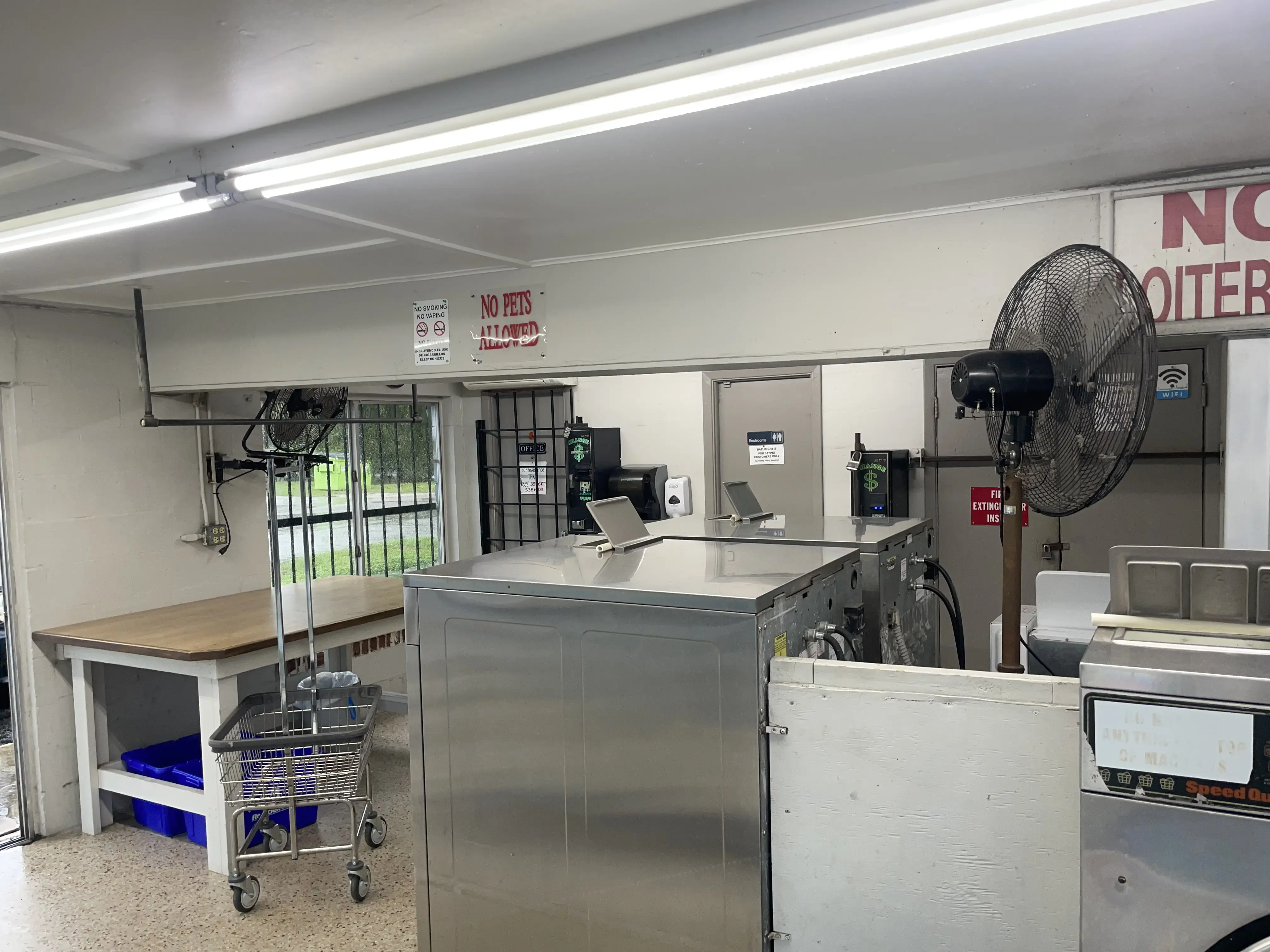 6th Street Coin Laundry - Image 3