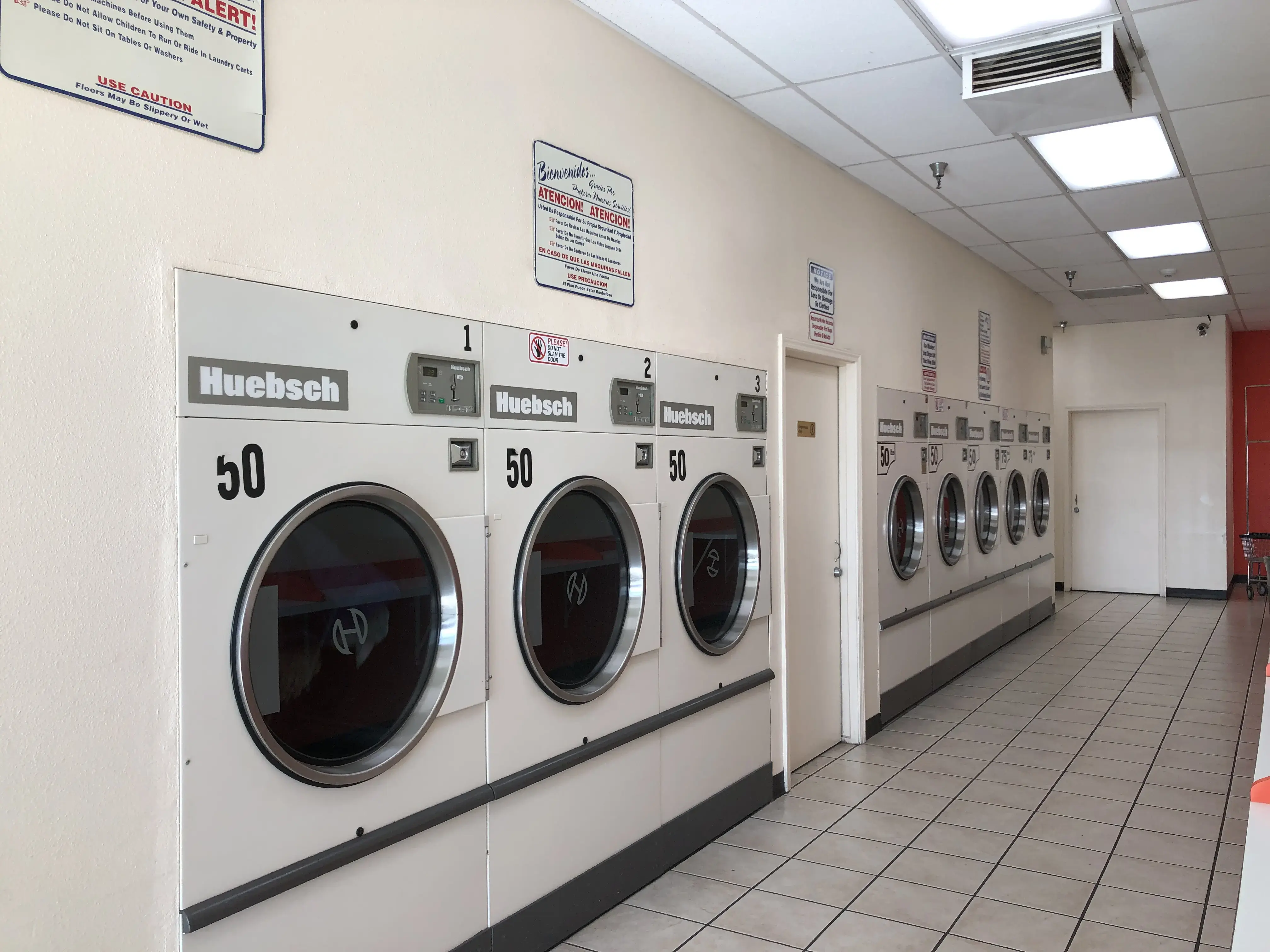 6th Street Laundromat thumbnail 4