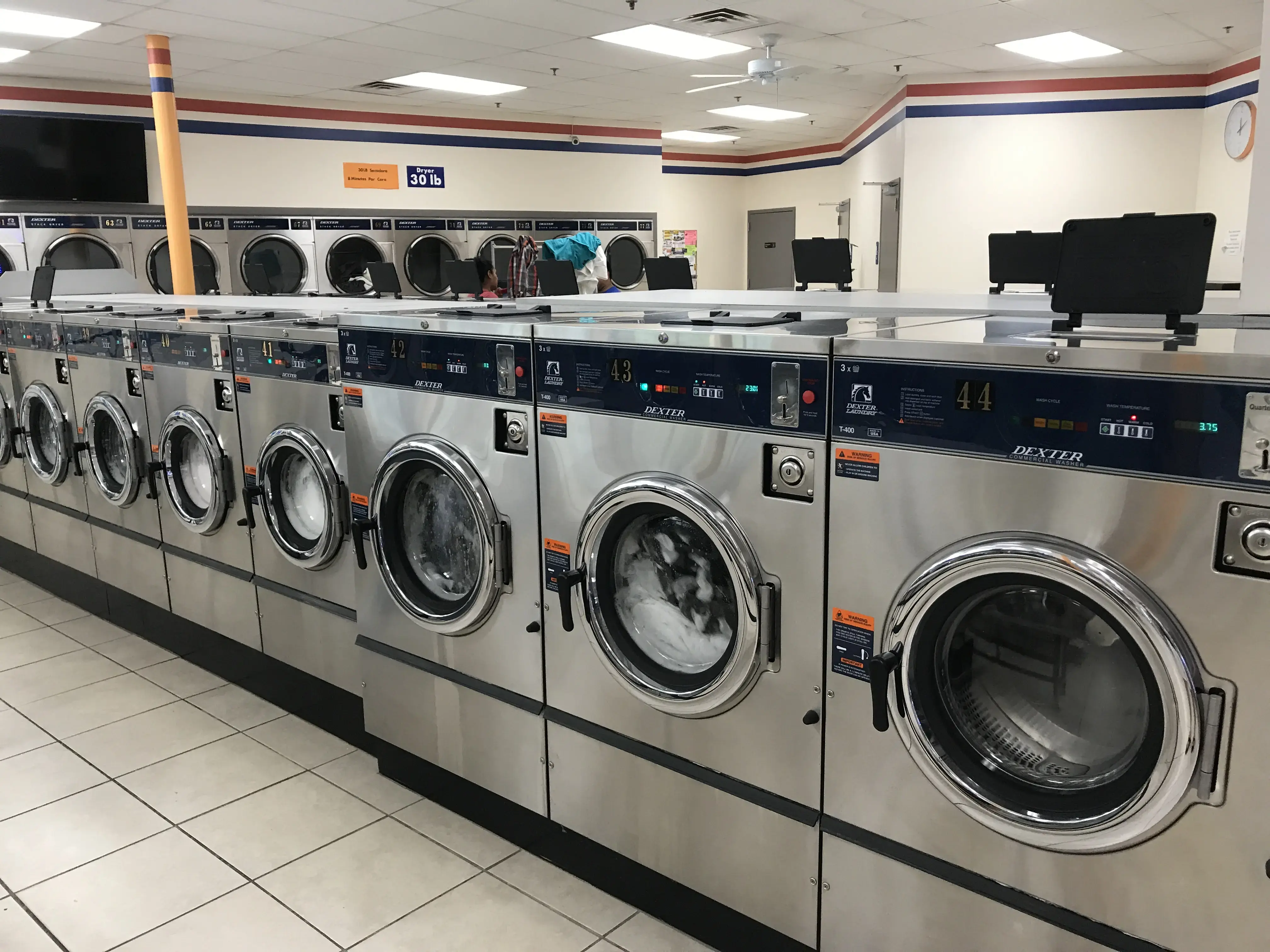 7 Star Laundromat location