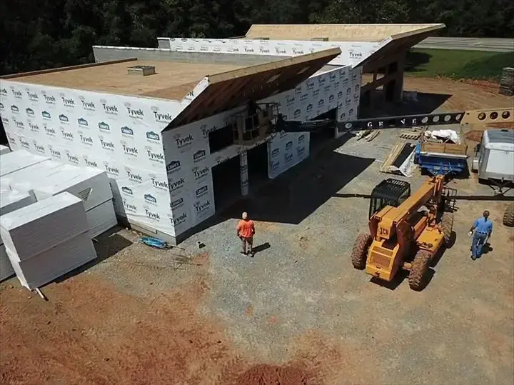 70 & Summer Coin Laundry - Image 14