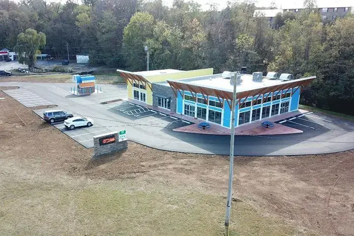 70 & Summer Coin Laundry thumbnail 13