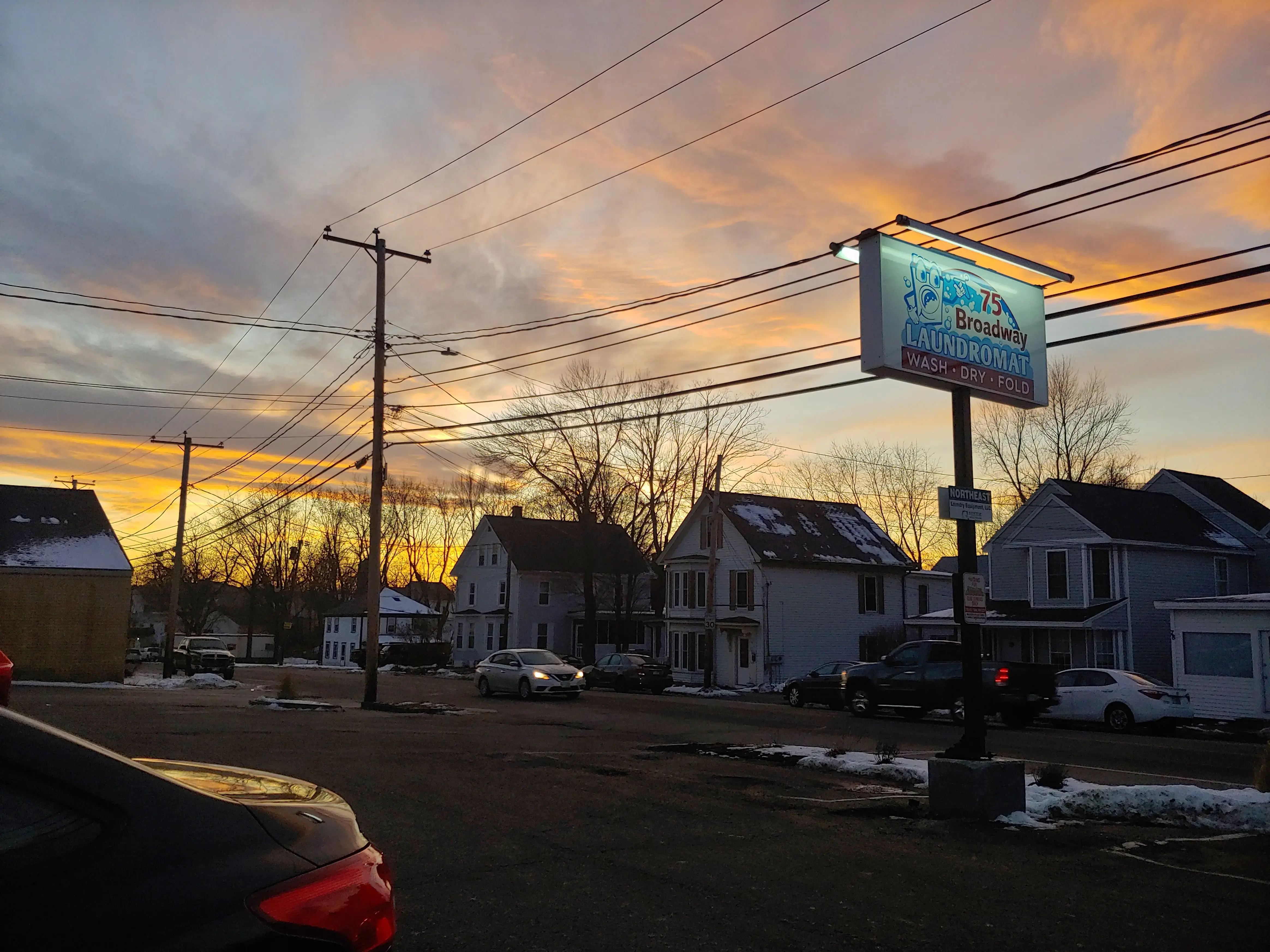 75 Broadway Laundromat thumbnail 11