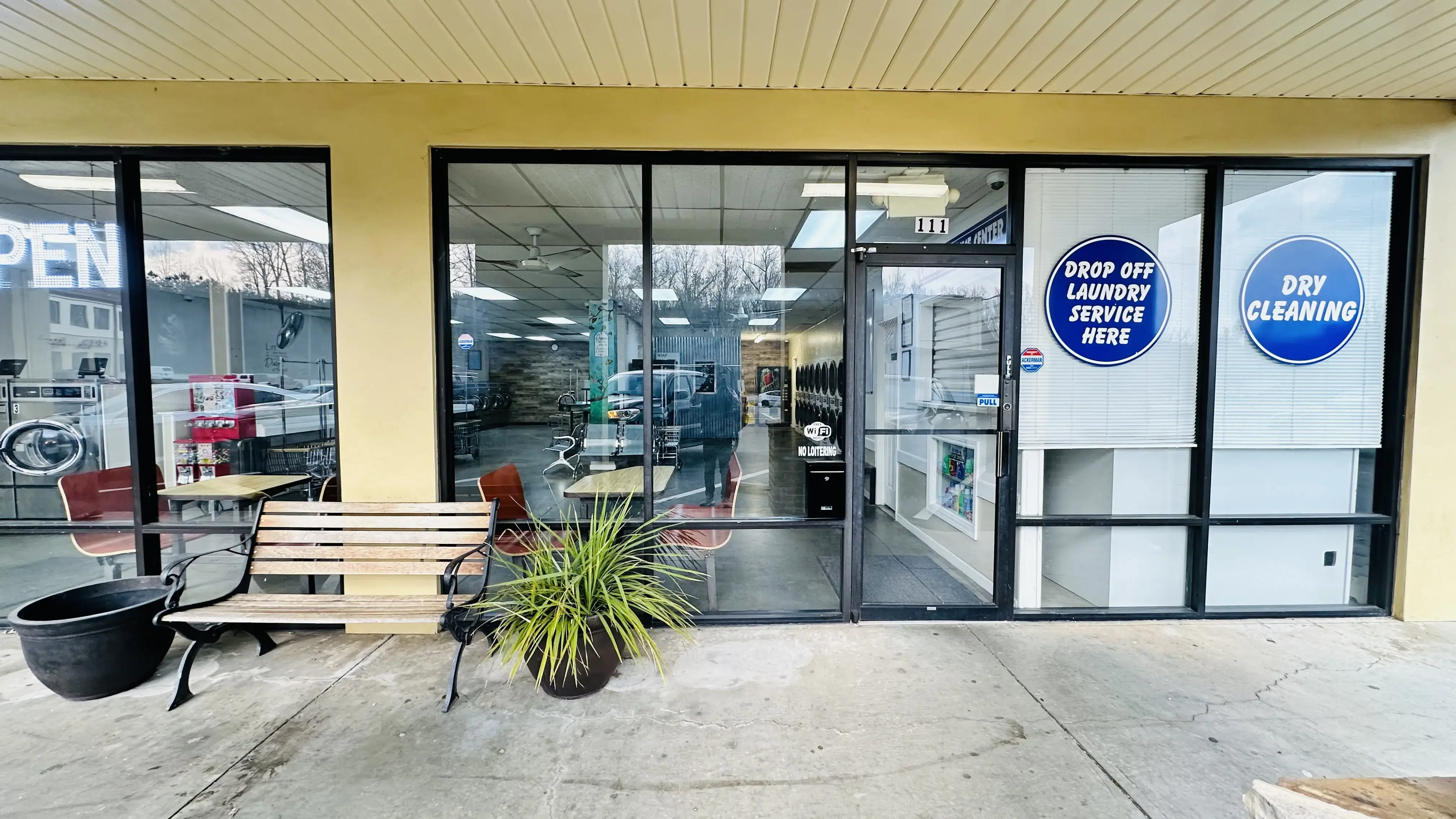 786 Hello Laundry thumbnail 1