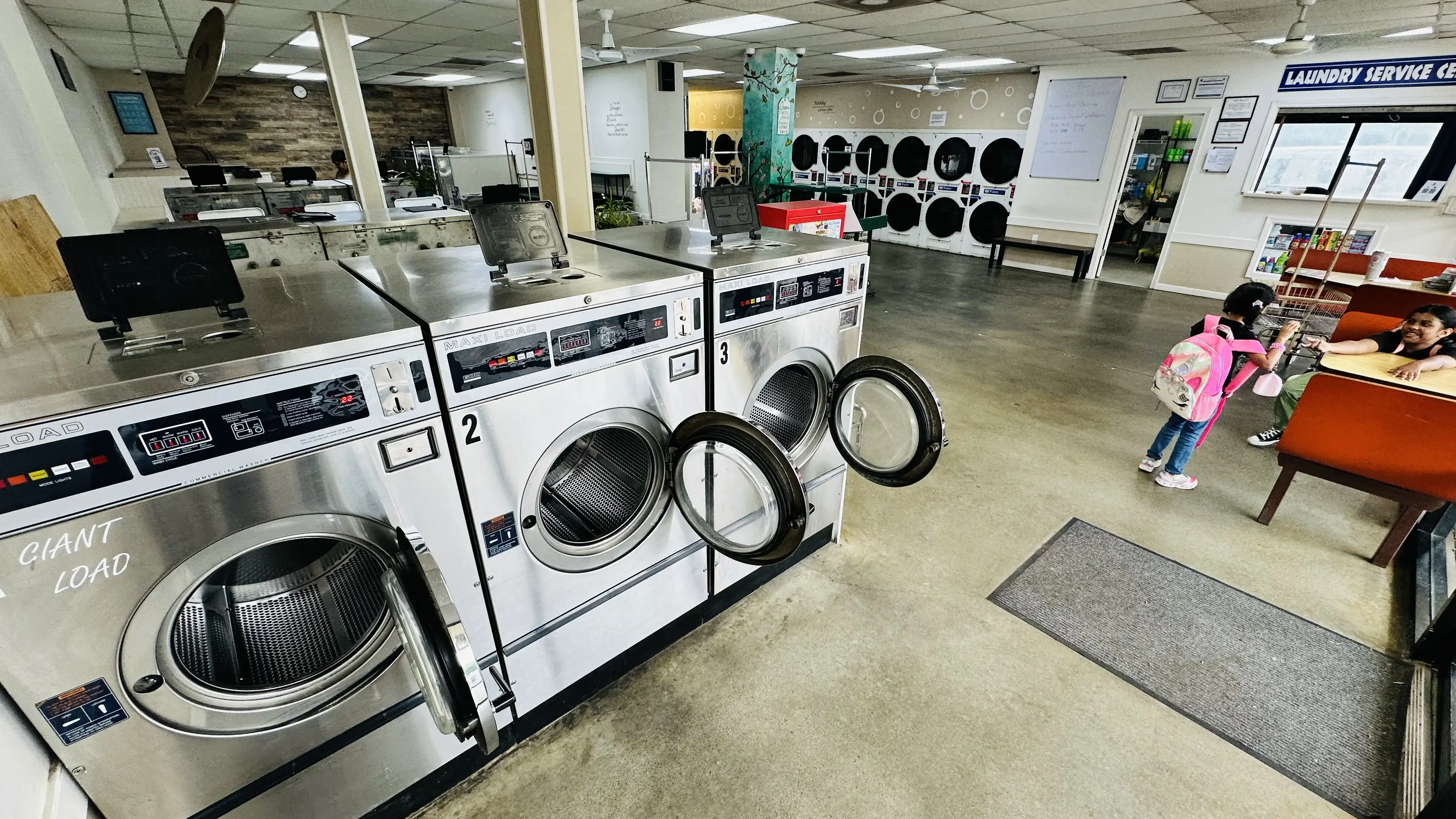 786 Hello Laundry thumbnail 10