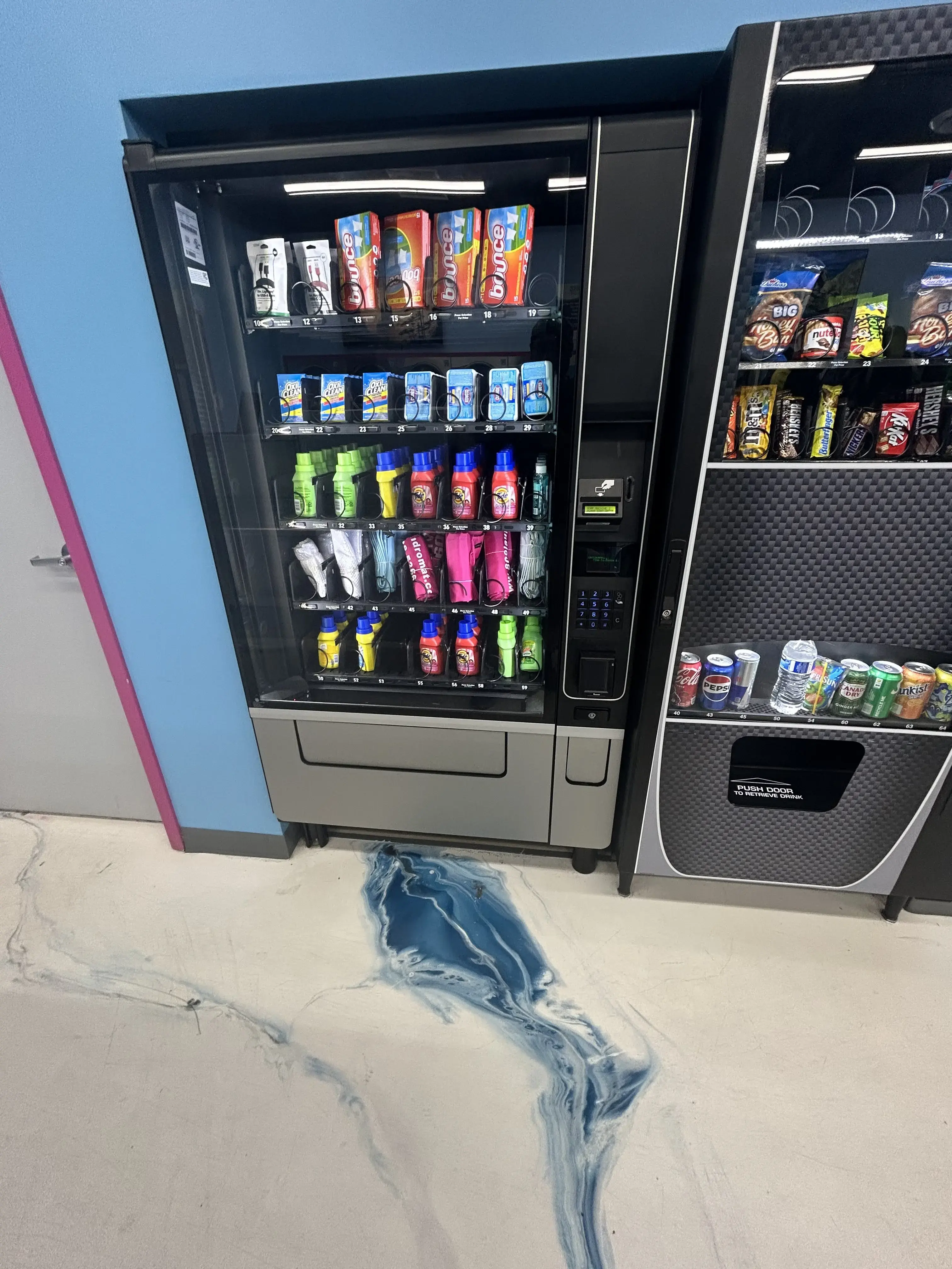 809 laundromat thumbnail 7