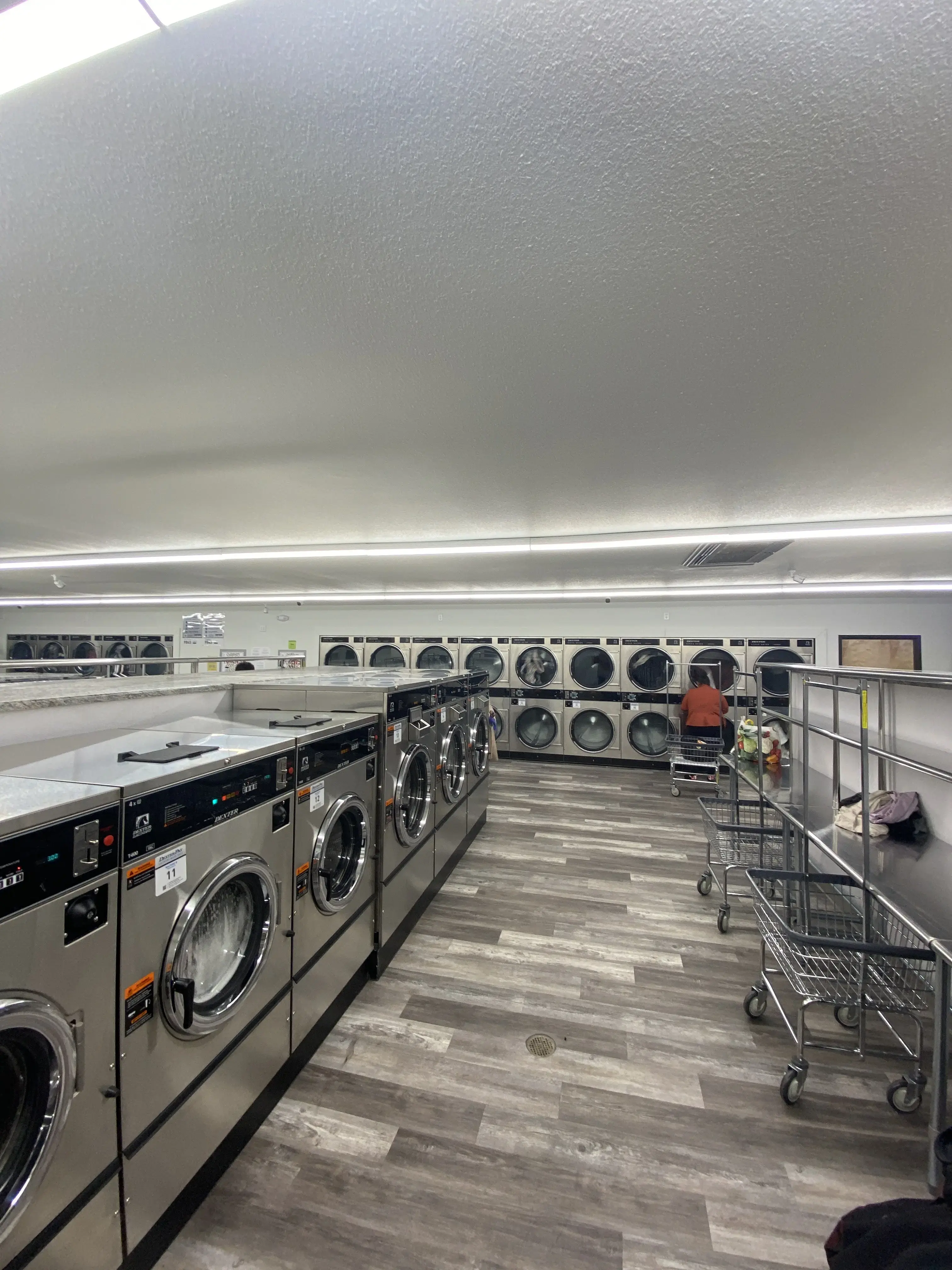 8th Ave Laundry - Laundromat thumbnail 19