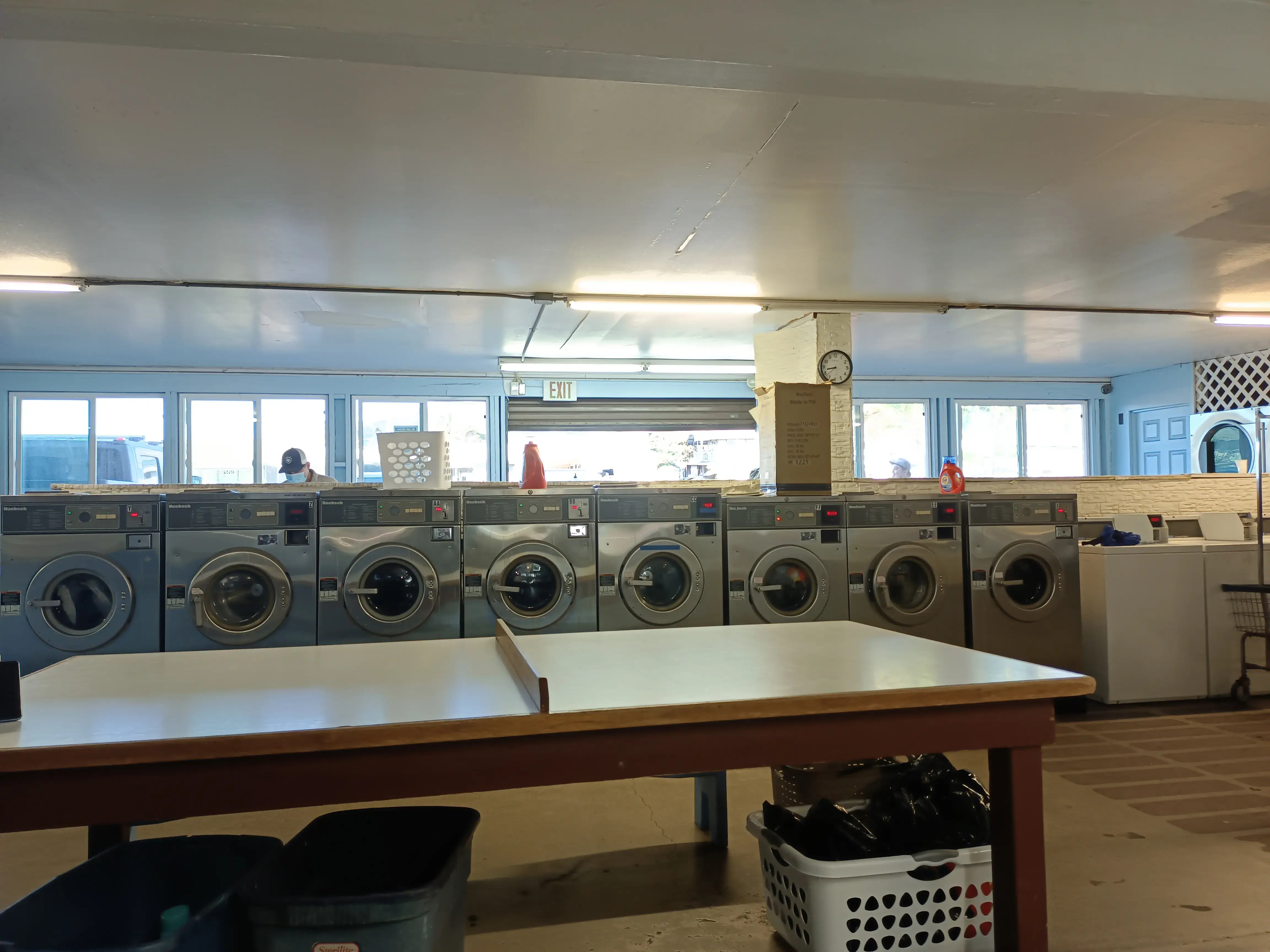 A & E Laundry thumbnail 2