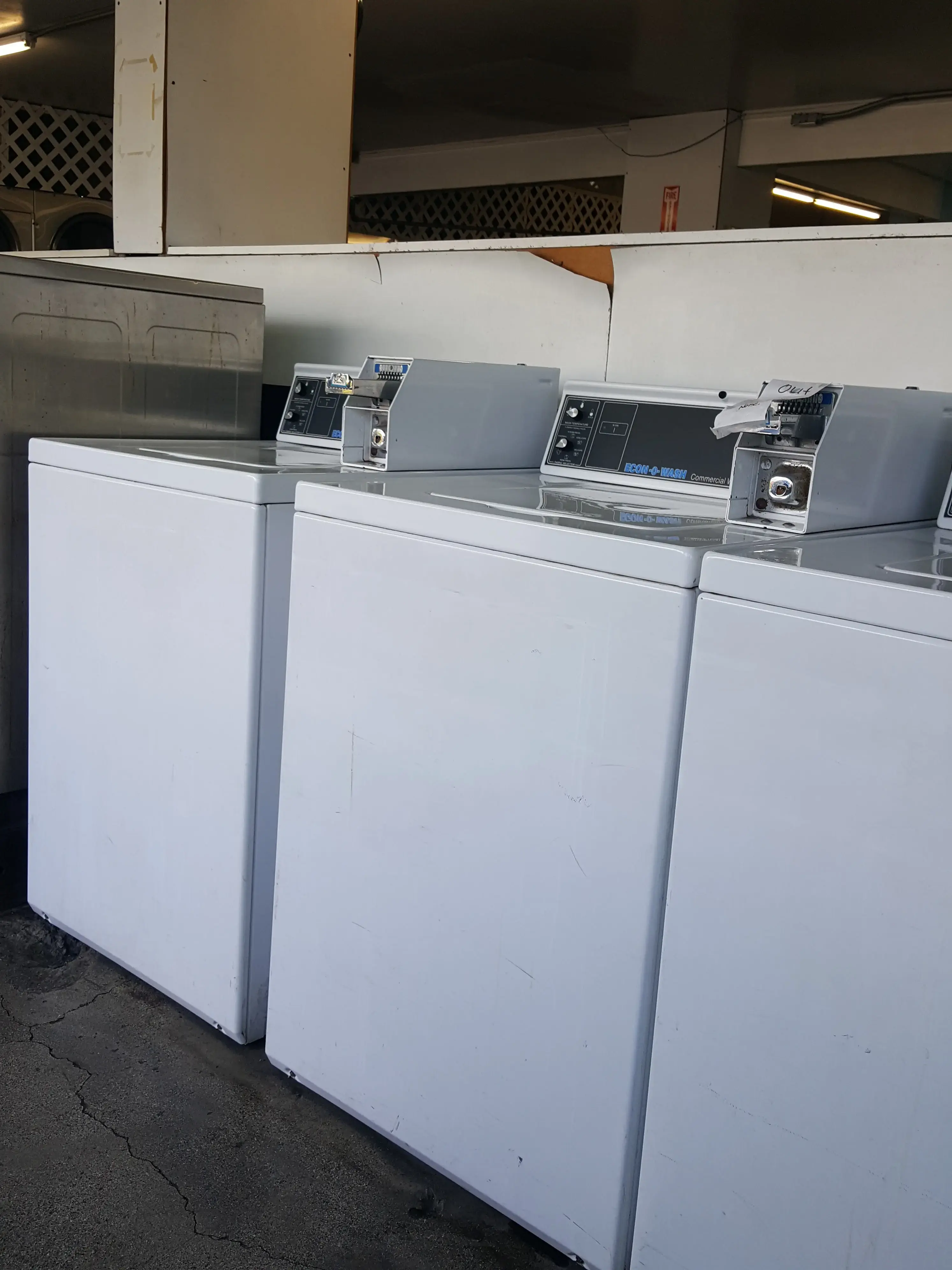 A & E Laundry thumbnail 8