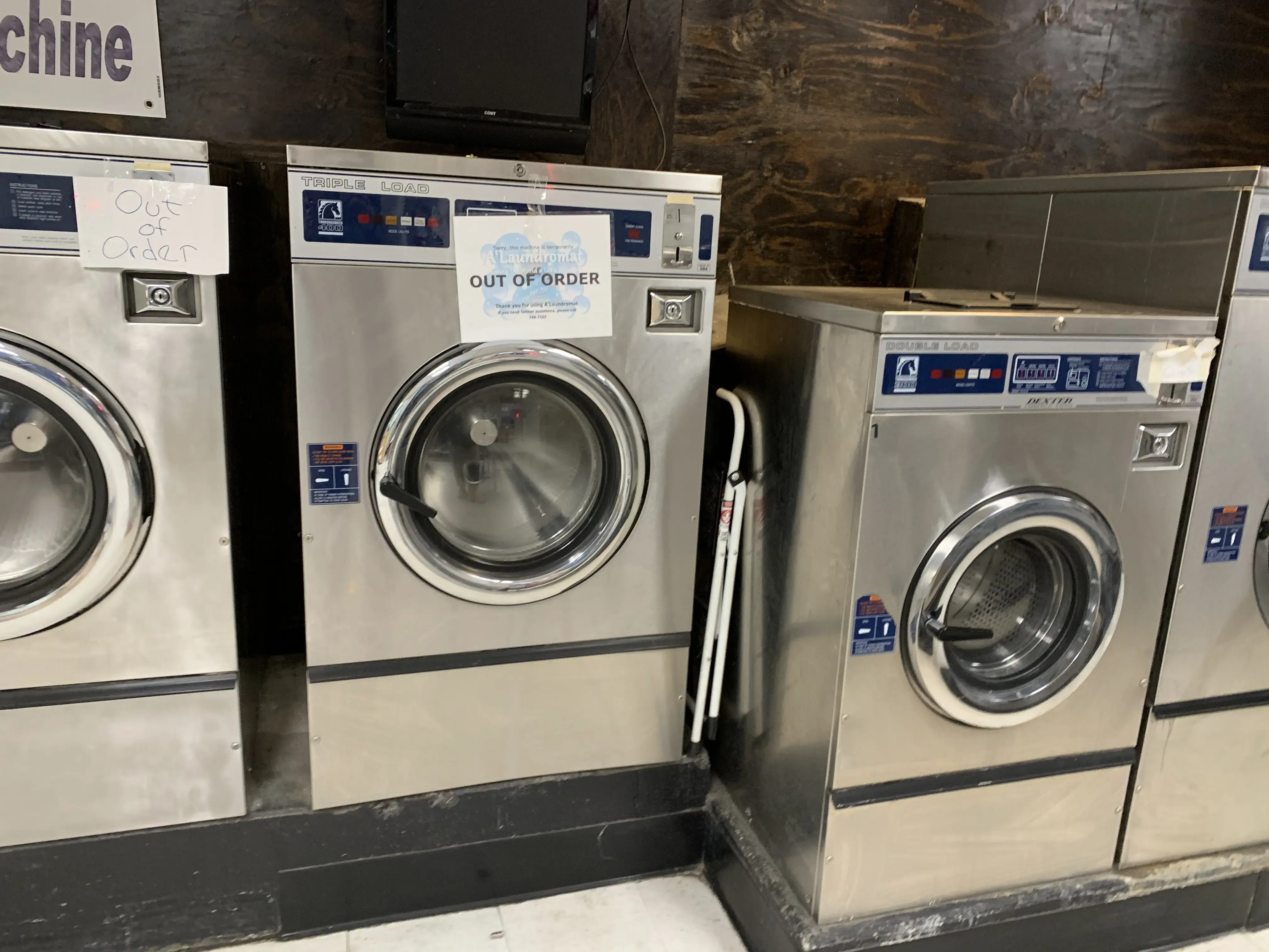 A' Laundromat - Image 16