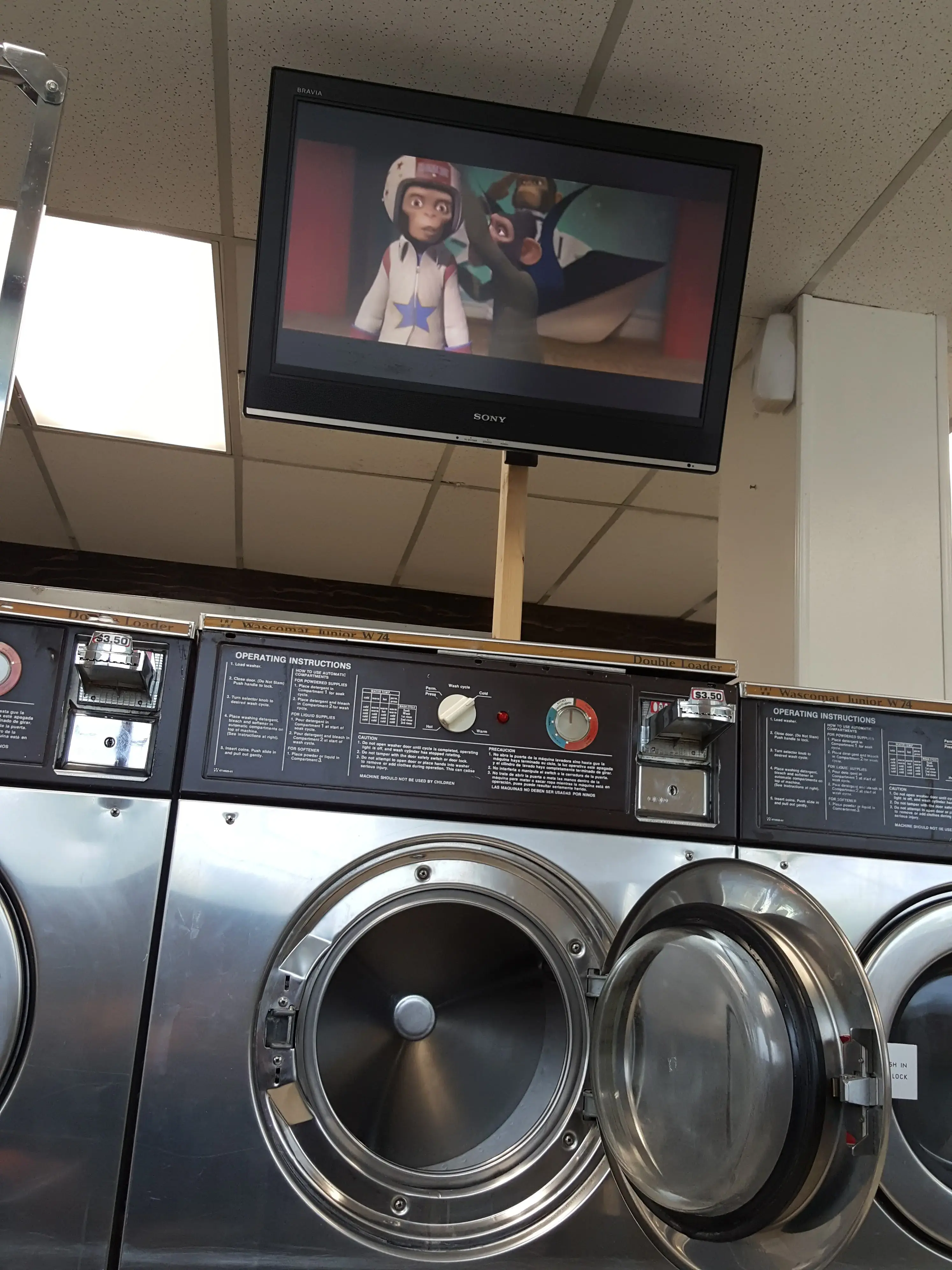 A' Laundromat - Image 4