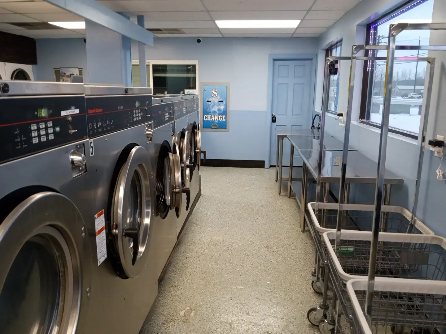 A' Laundromat thumbnail 3