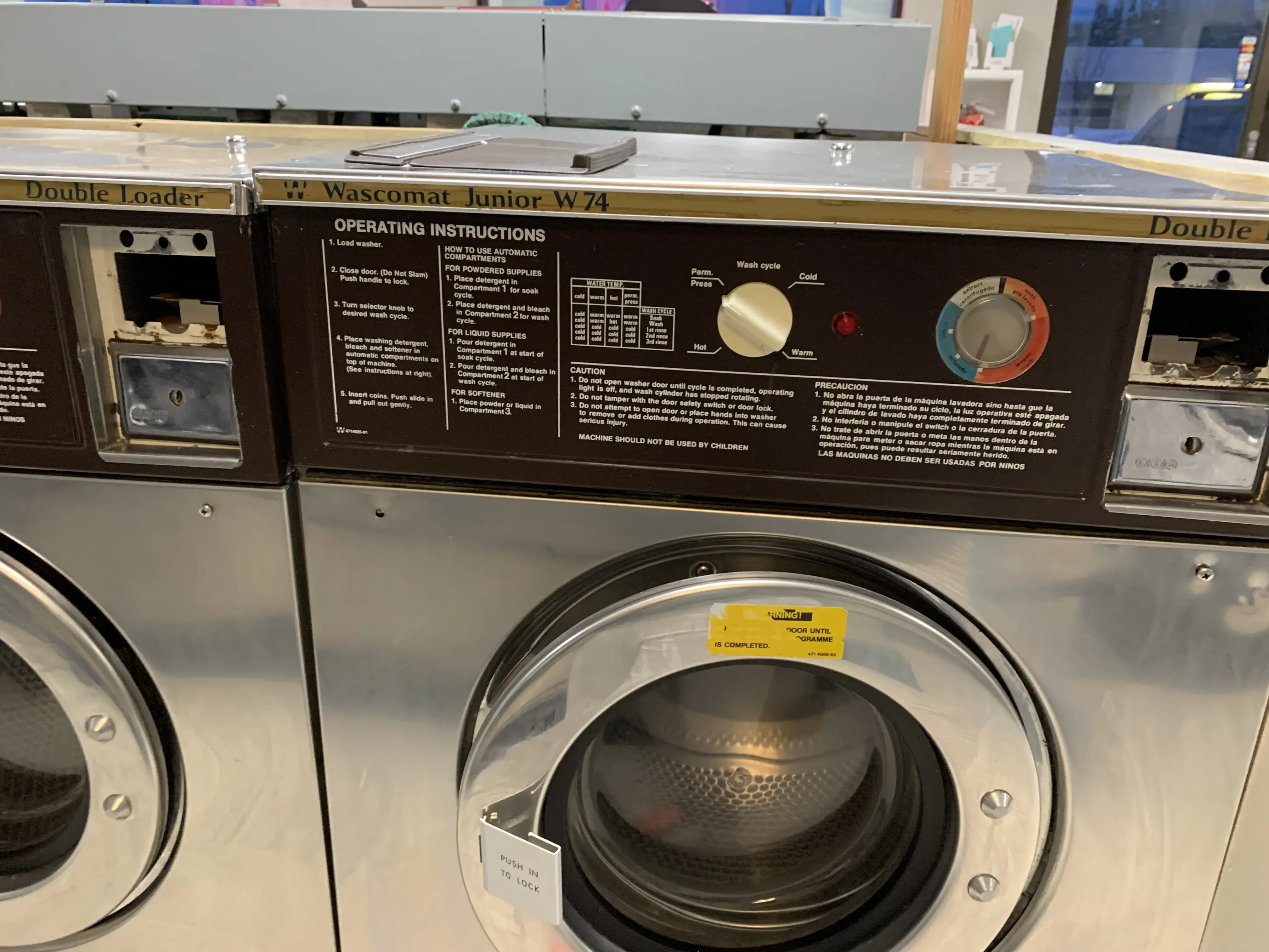 A' Laundromat - Image 13