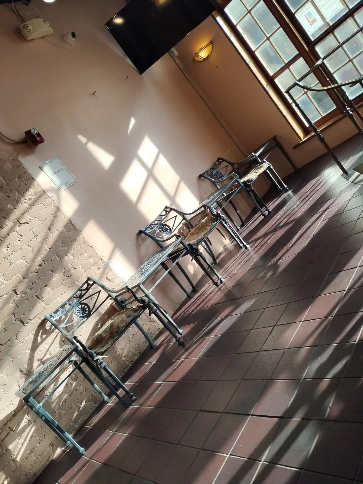 A New Spin Laundry - Image 15