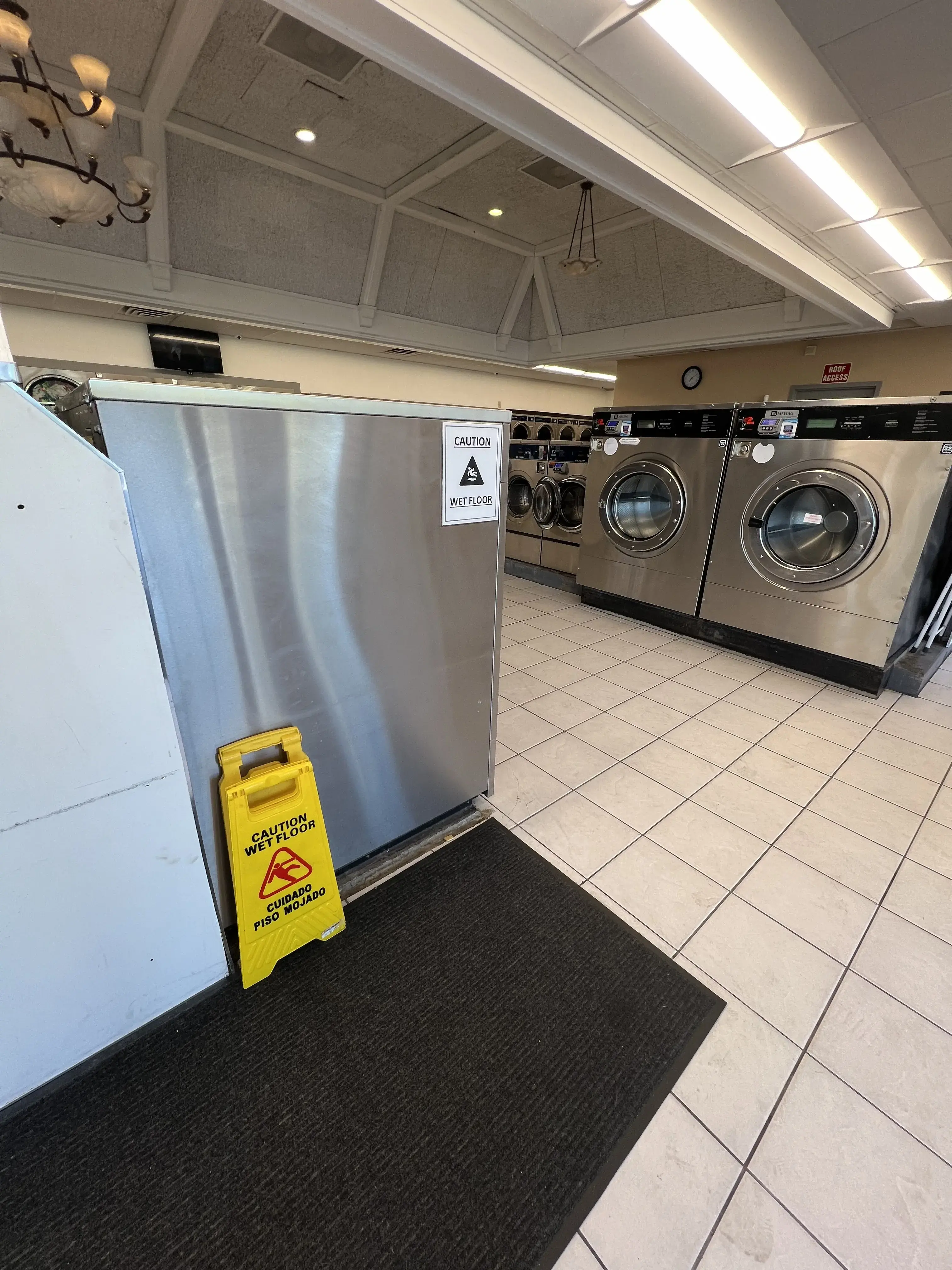 A Plus Coin Wash - New Hope - Image 6