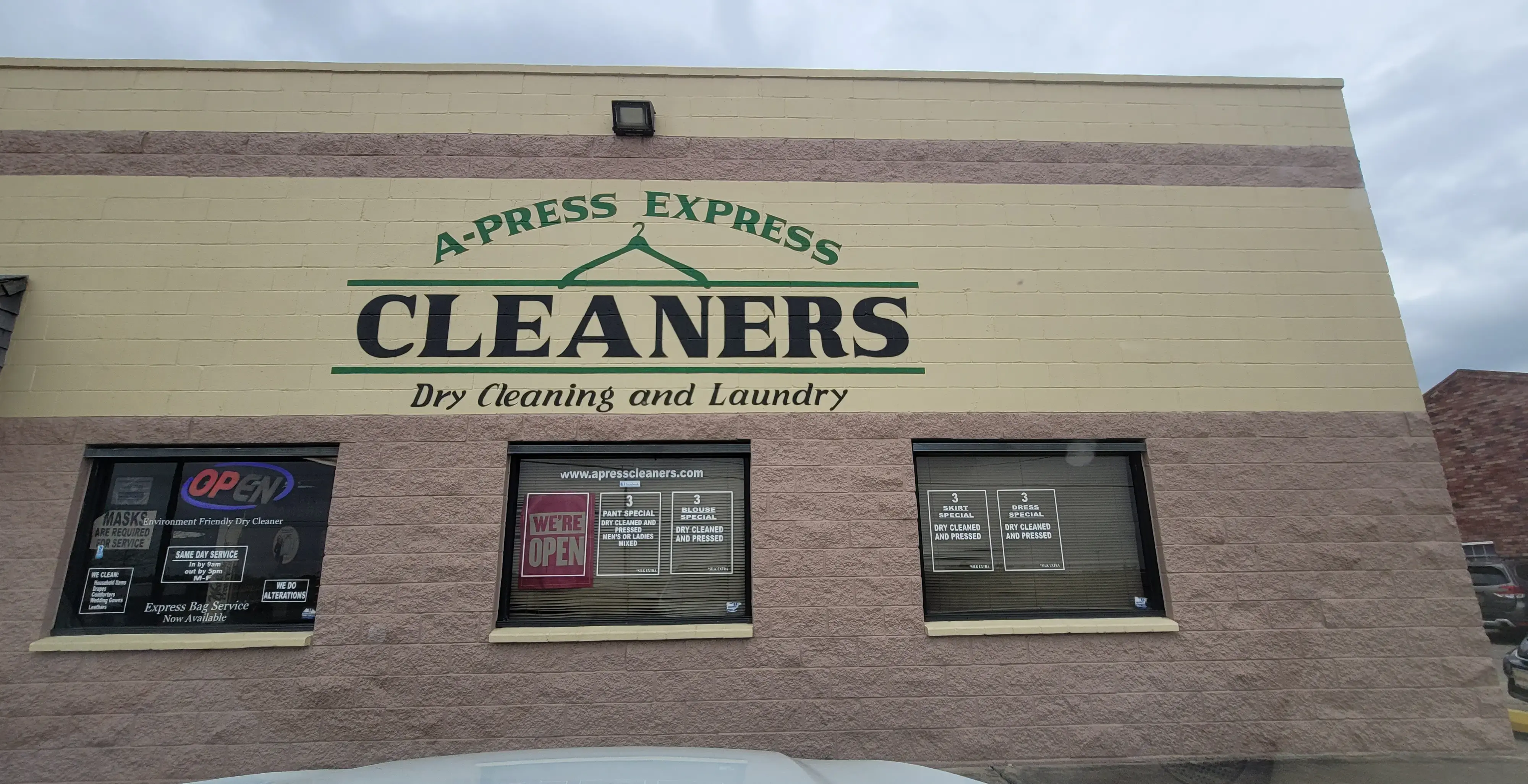 A-Press Express Cleaners - Image 4