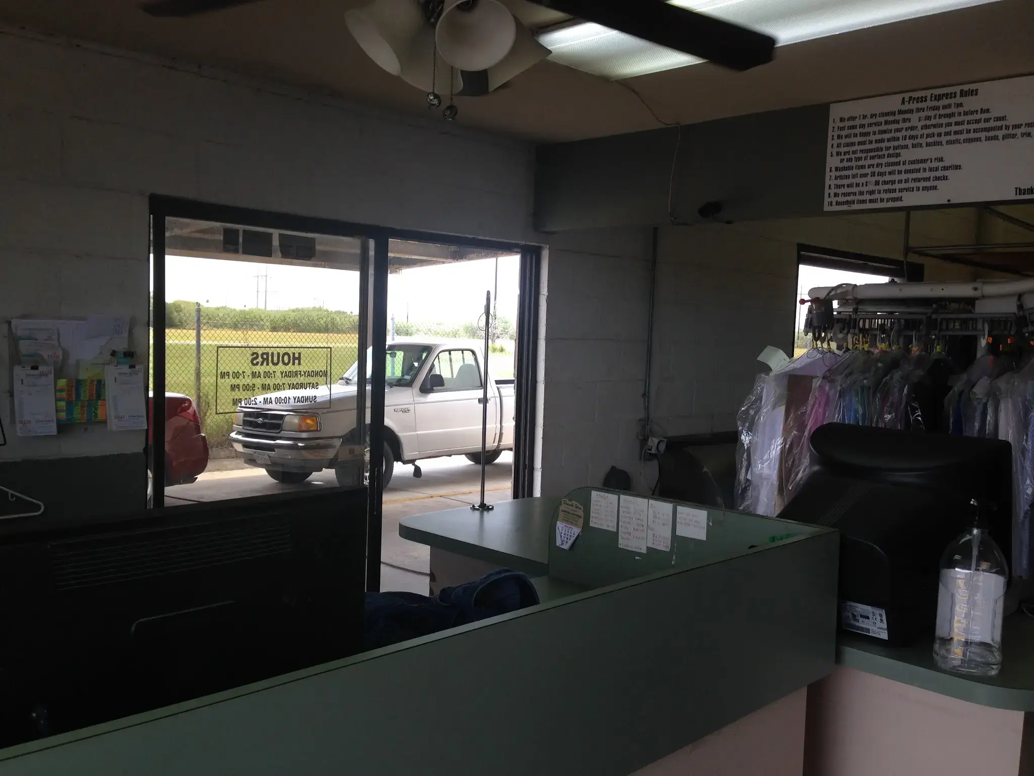 A-Press Express Cleaners - Image 8